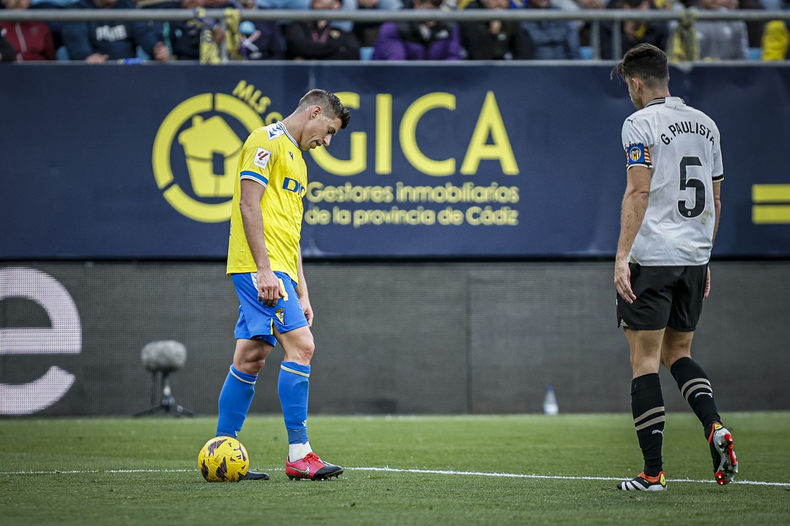Partido de fútbol Cádiz CF - Valencia CF