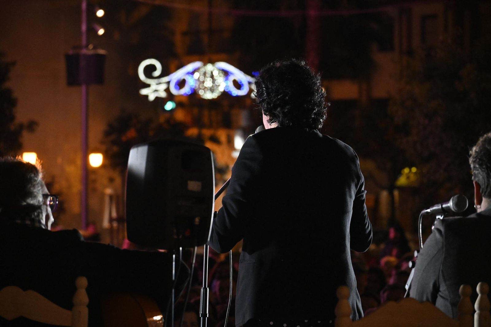 Imágenes de la zambomba en la Plaza de La Merced
