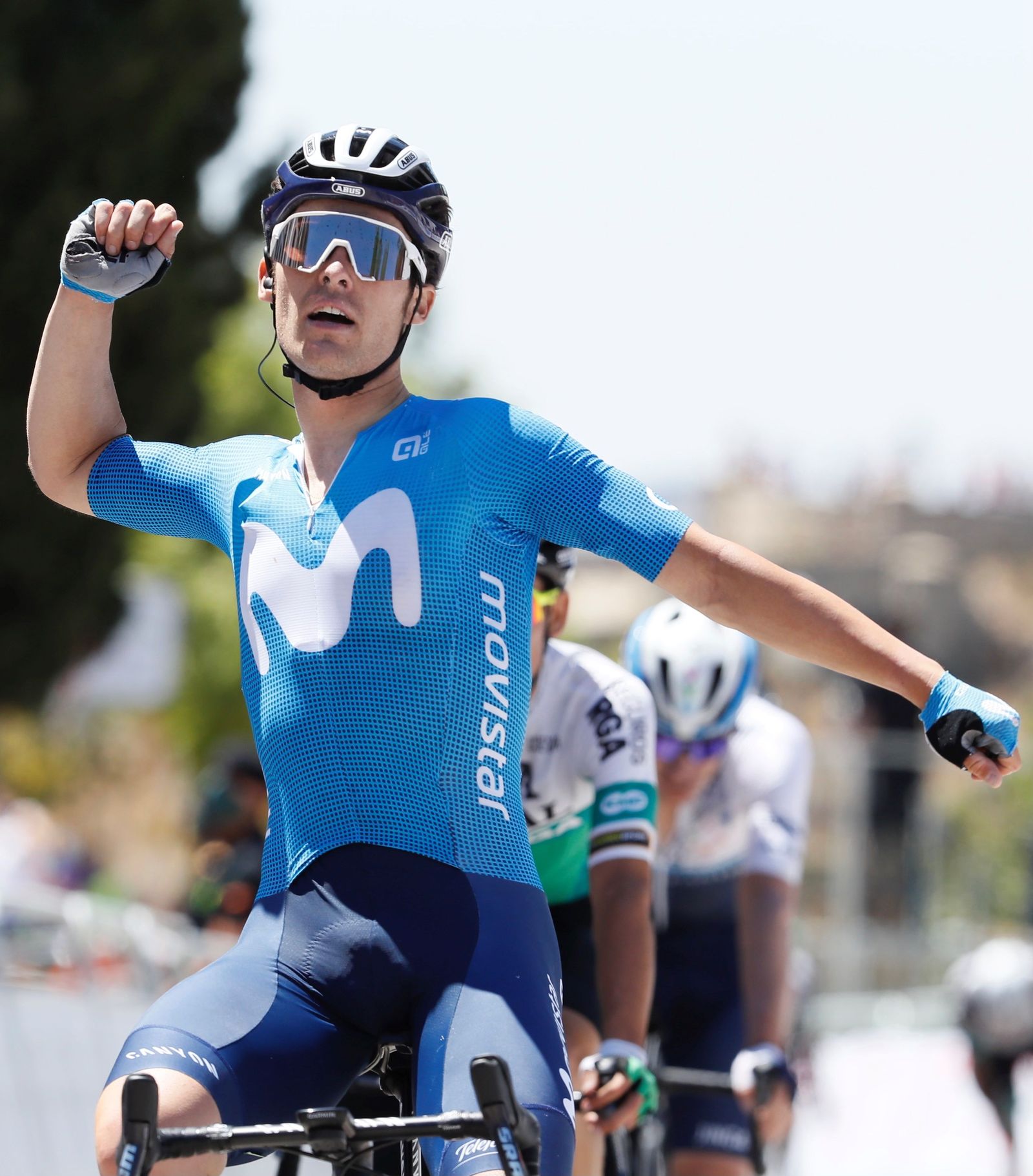 Las fotos de la etapa Mijas-Zahara de la Sierra de la Vuelta a Andalucía