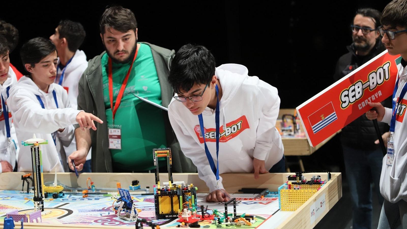 El equipo SEB-BOT  durante el torneo