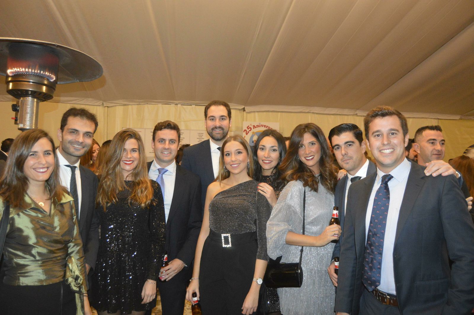 Fabiola Bresca, Daniel Martín, Cristina Flores, Nono Bresca, Ana Olivares, Carlos Lucero, Enma Ricoy, Borja Ochoa, Isabel Lucero y Álvaro Fernández Jara.