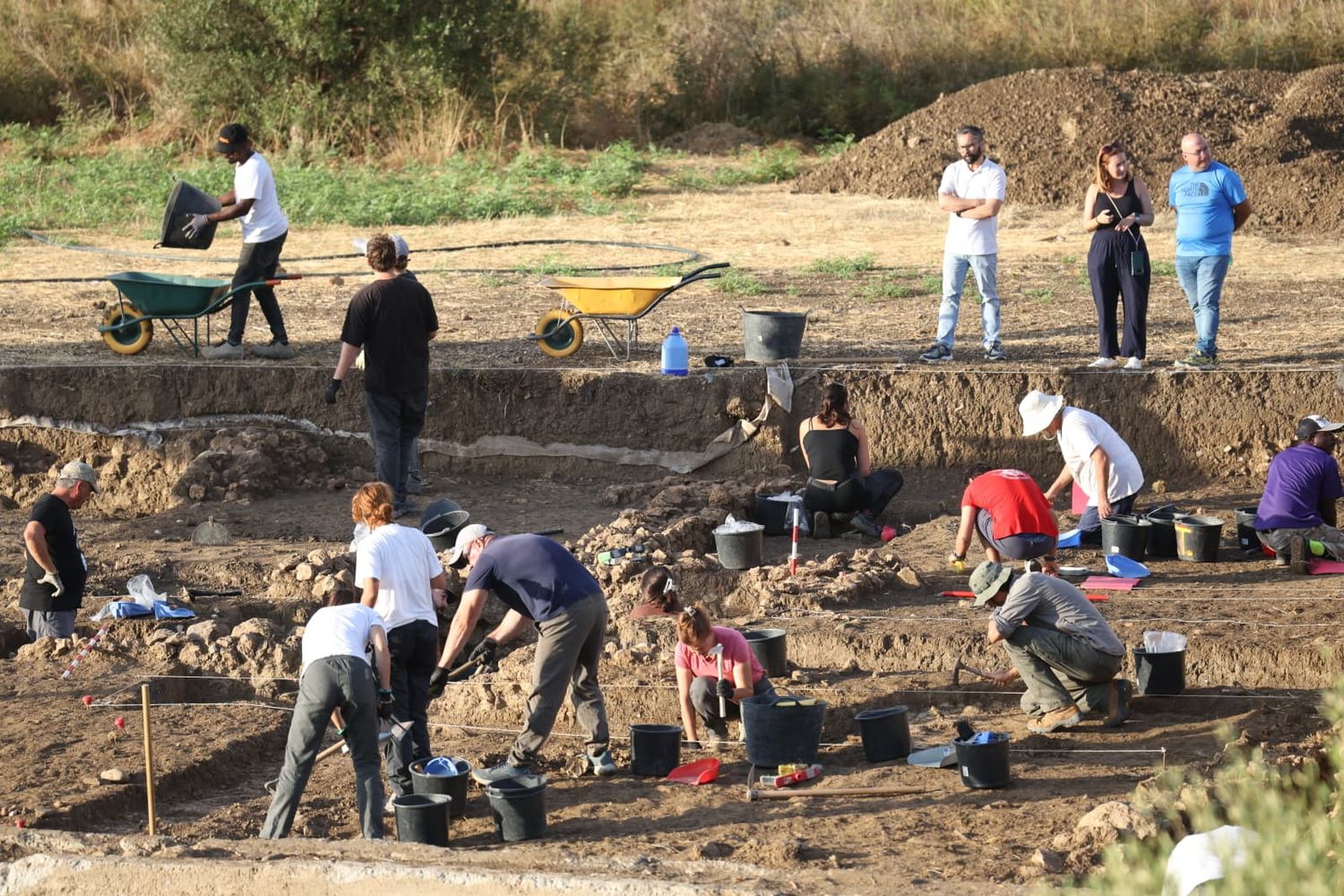 Hallazgos de la cuarta campaña arqueológica en Cerro del Villar de Málaga, en imágenes