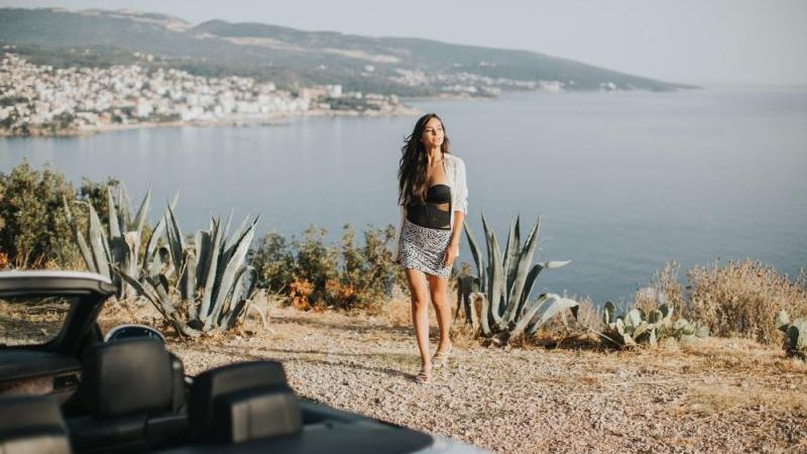 Cómo visitar las Cuevas de Nerja en coche de alquiler desde Marbella
