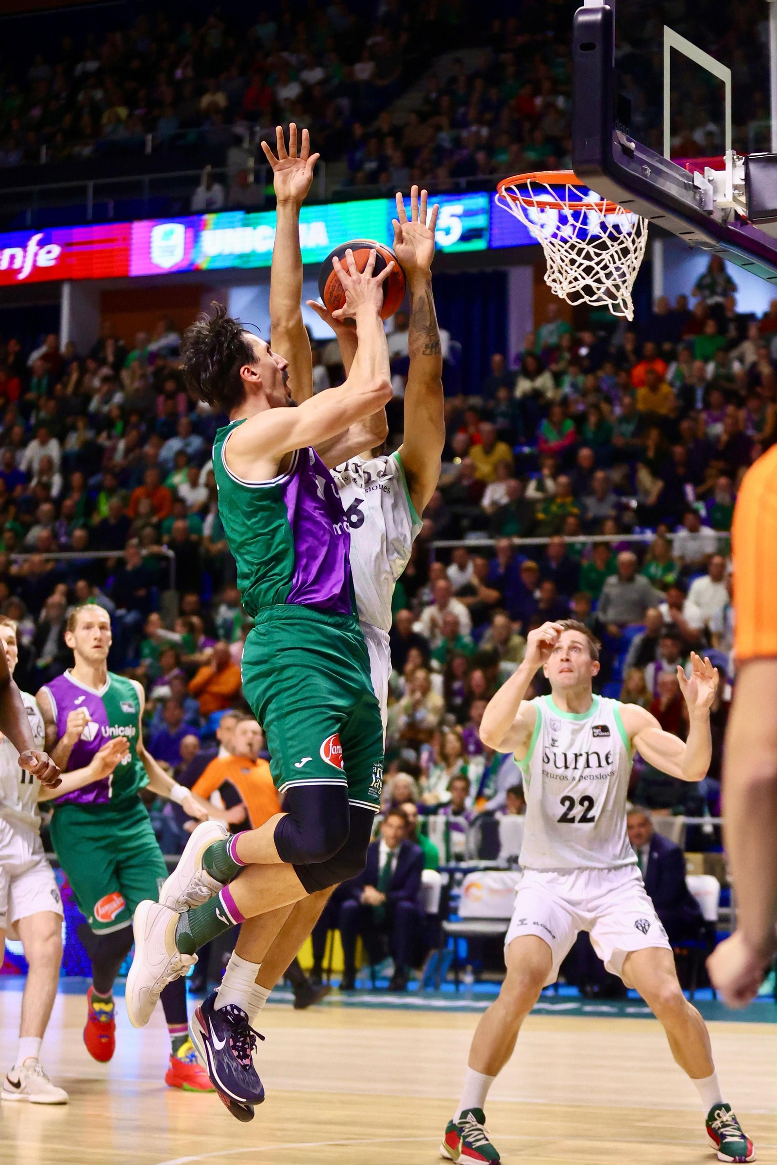 El Unicaja - Surne Bilbao, en fotos