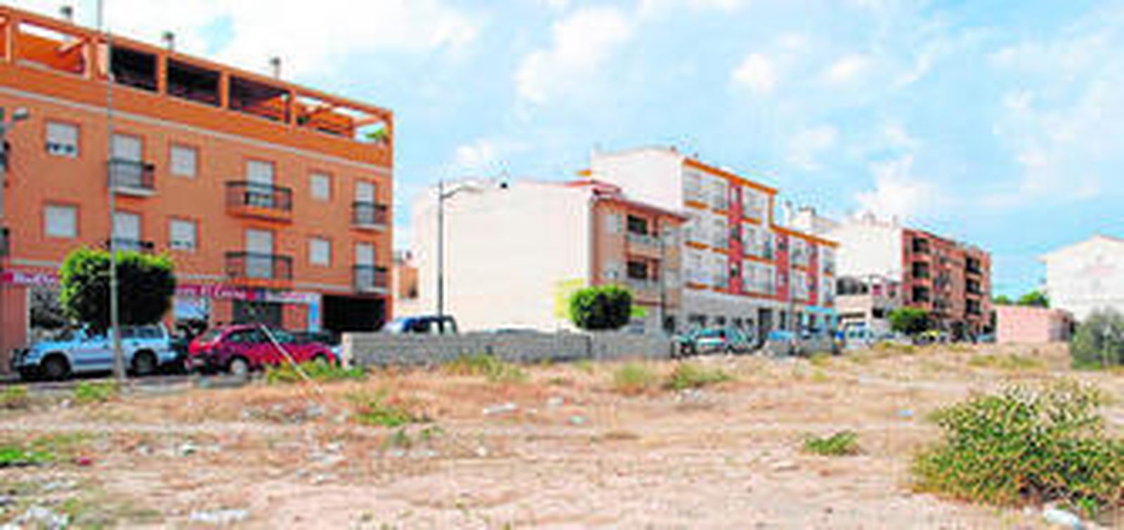 El solar se ubica en la Avenida América.