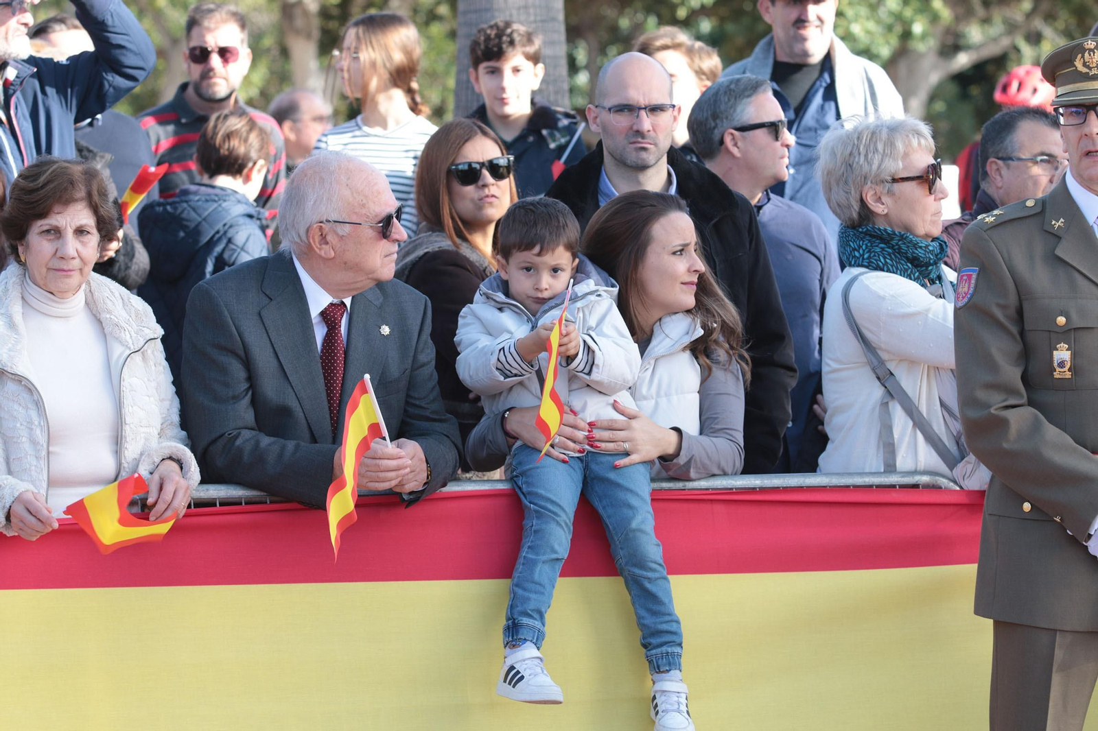 Jura de bandera civil en Las Almadrabillas