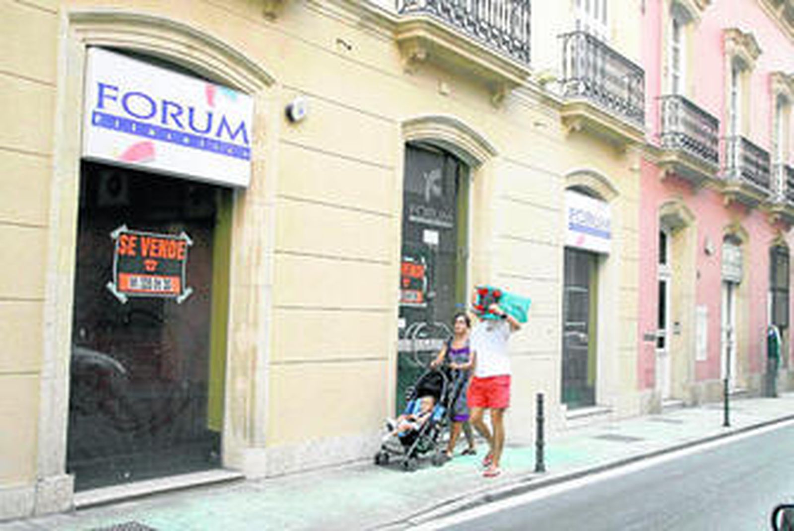 Protesta de los afectados nada más conocerse la estafa.