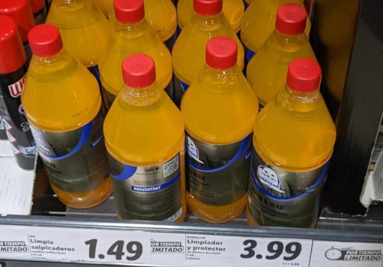 Denuncian la similitud del producto de limpieza con una bebida refrescante