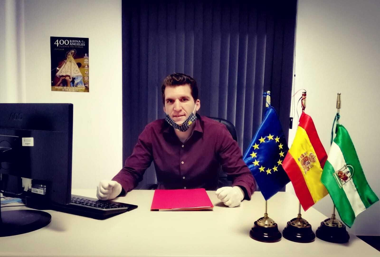 José Manuel Montero, alcalde de Fuente Victoria, en su despacho de Alcaldía.