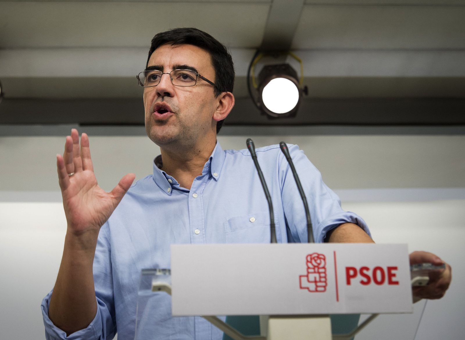 El PSOE afea al Ejecutivo que "no despierte del sueño de la mayoría absoluta" para pactar el techo de gasto