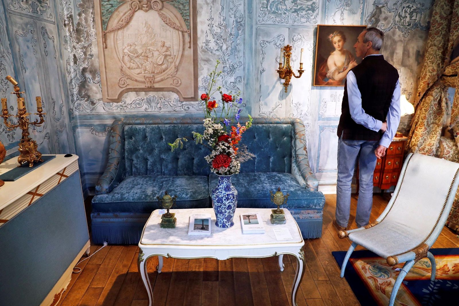 El decorador Vincent Darrè ha recreado algunas de las estancias del hotel parisino.