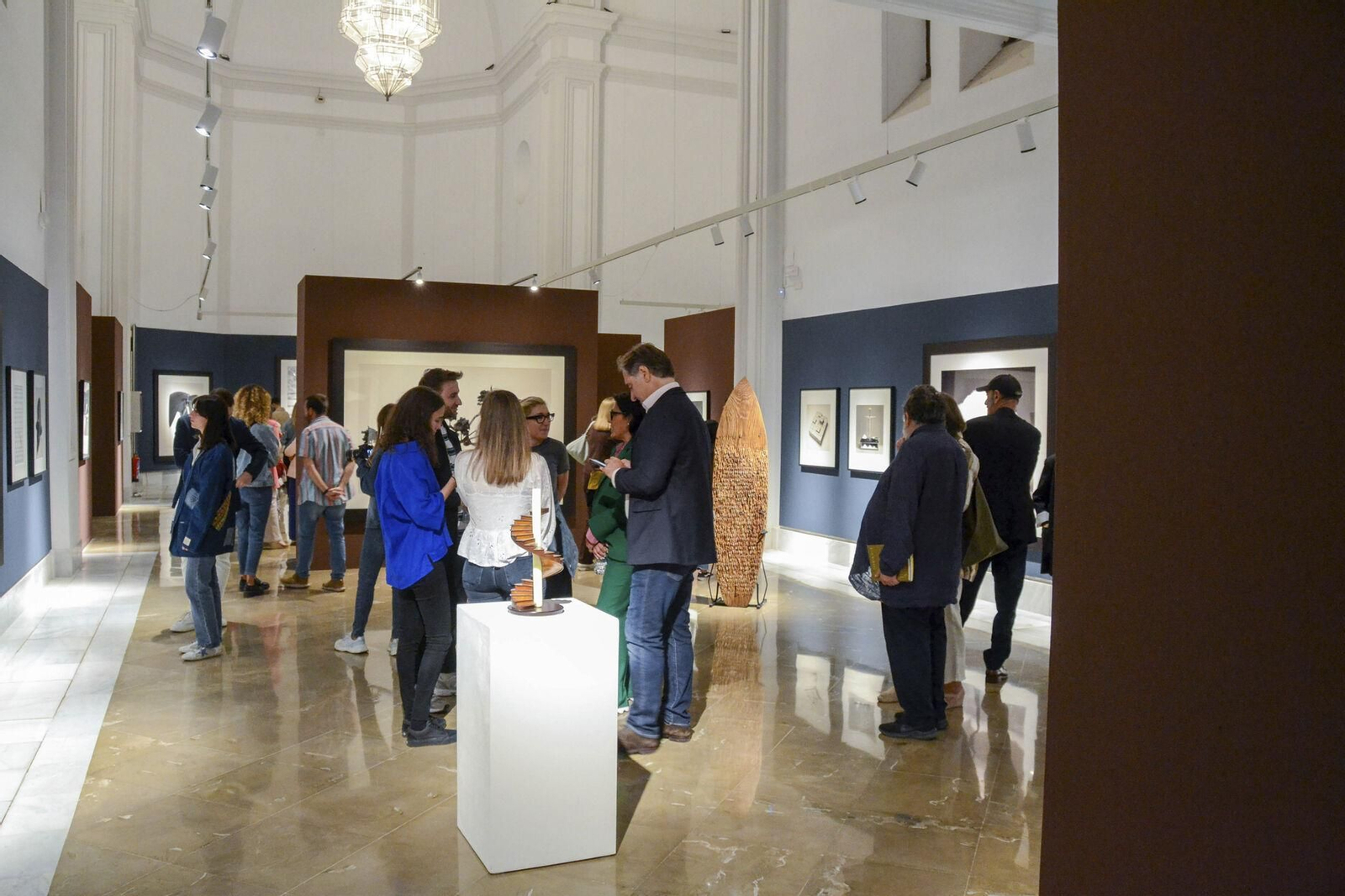 La nueva exposición de Chema Madoz en Granada, en imágenes