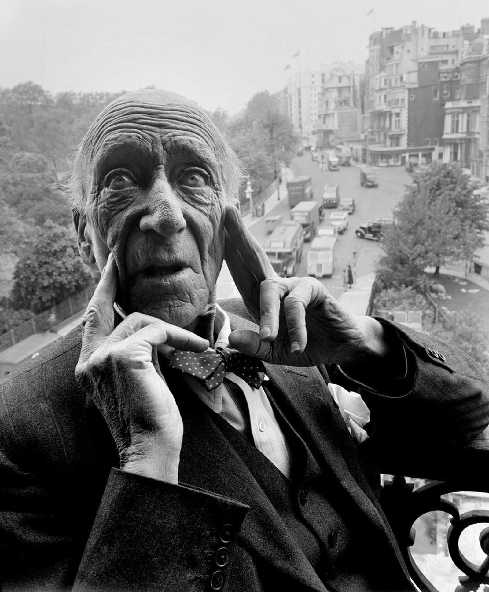 El escritor británico Algernon Blackwood (1869-1951).