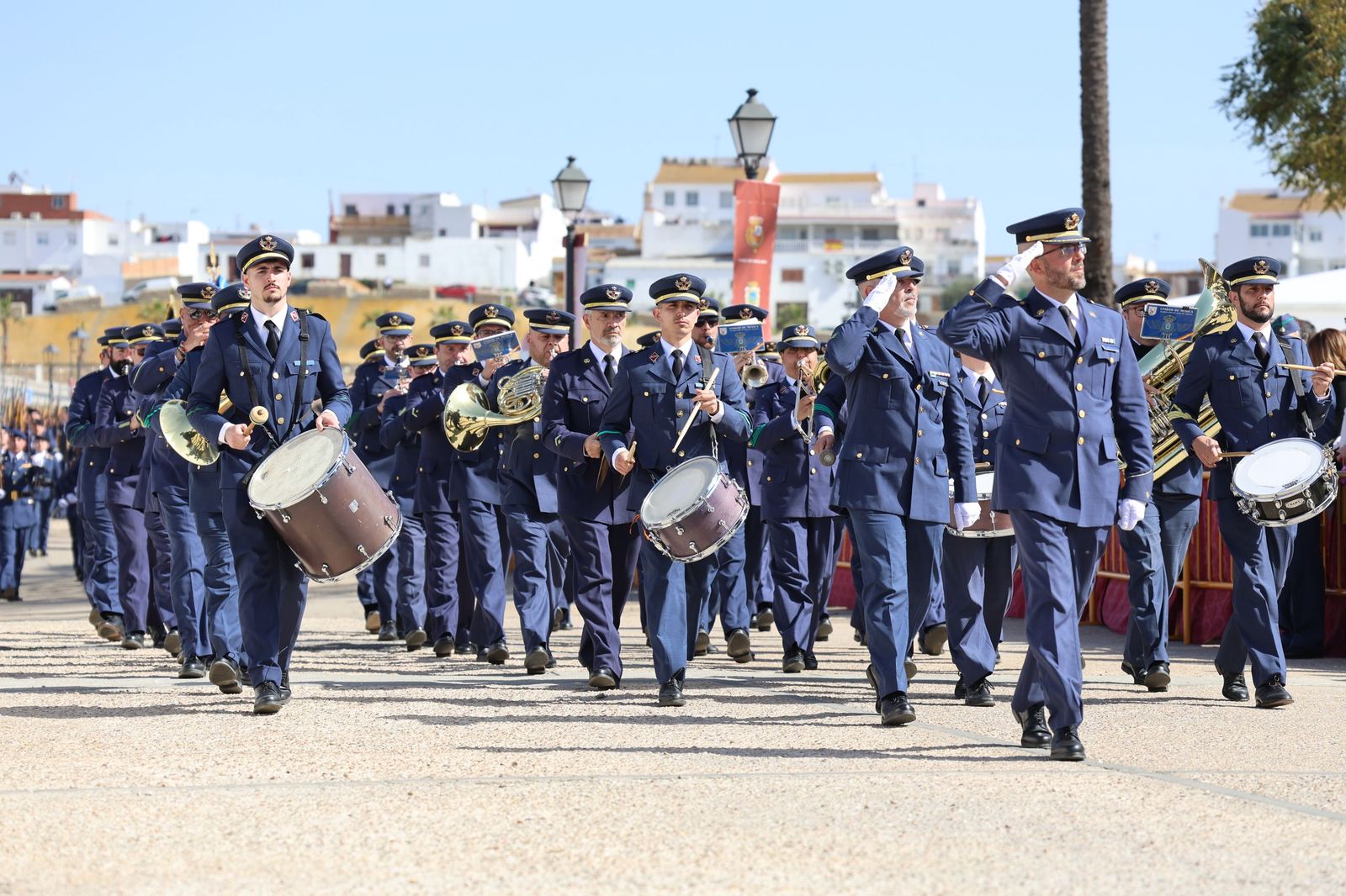 Fotografías del Acto Militar presidido por S.M. el Rey Felipe VI con motivo del centenario del Plus Ultra