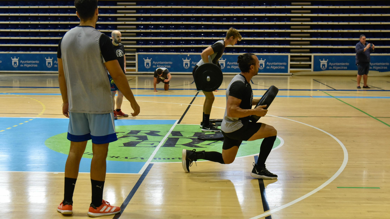 Las fotos del primer entrenamiento del BM Ciudad de Algeciras 2022-23