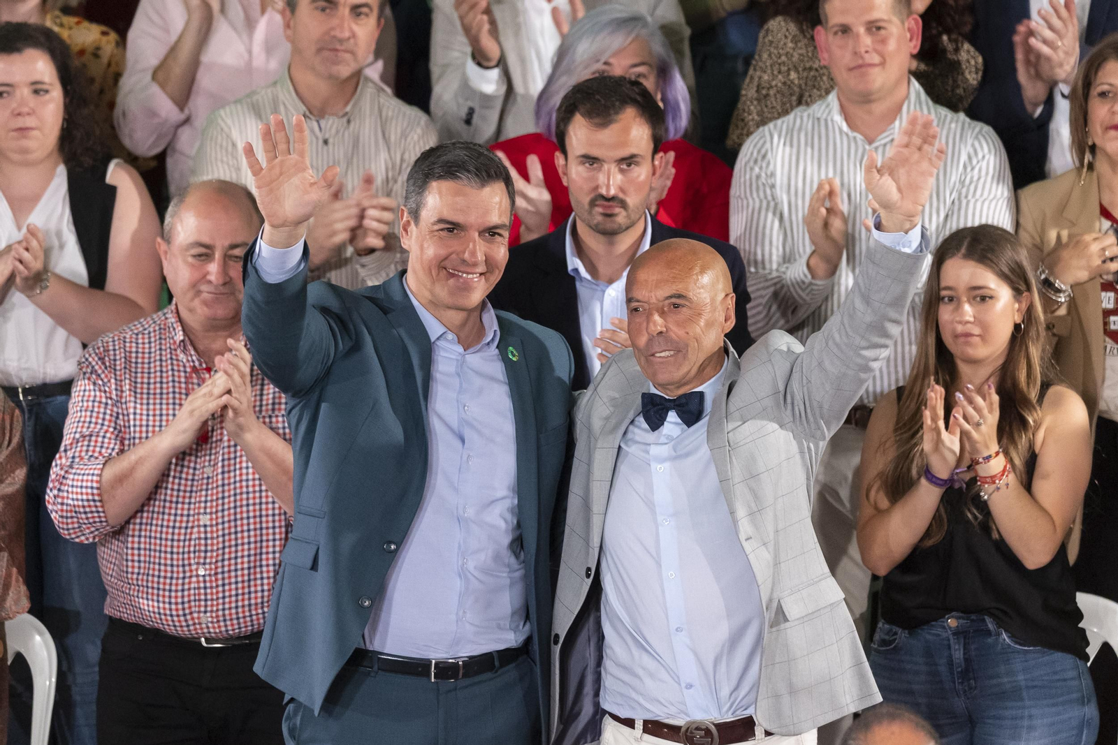 Antonio Hurtado, respaldado por Pedro Sánchez.