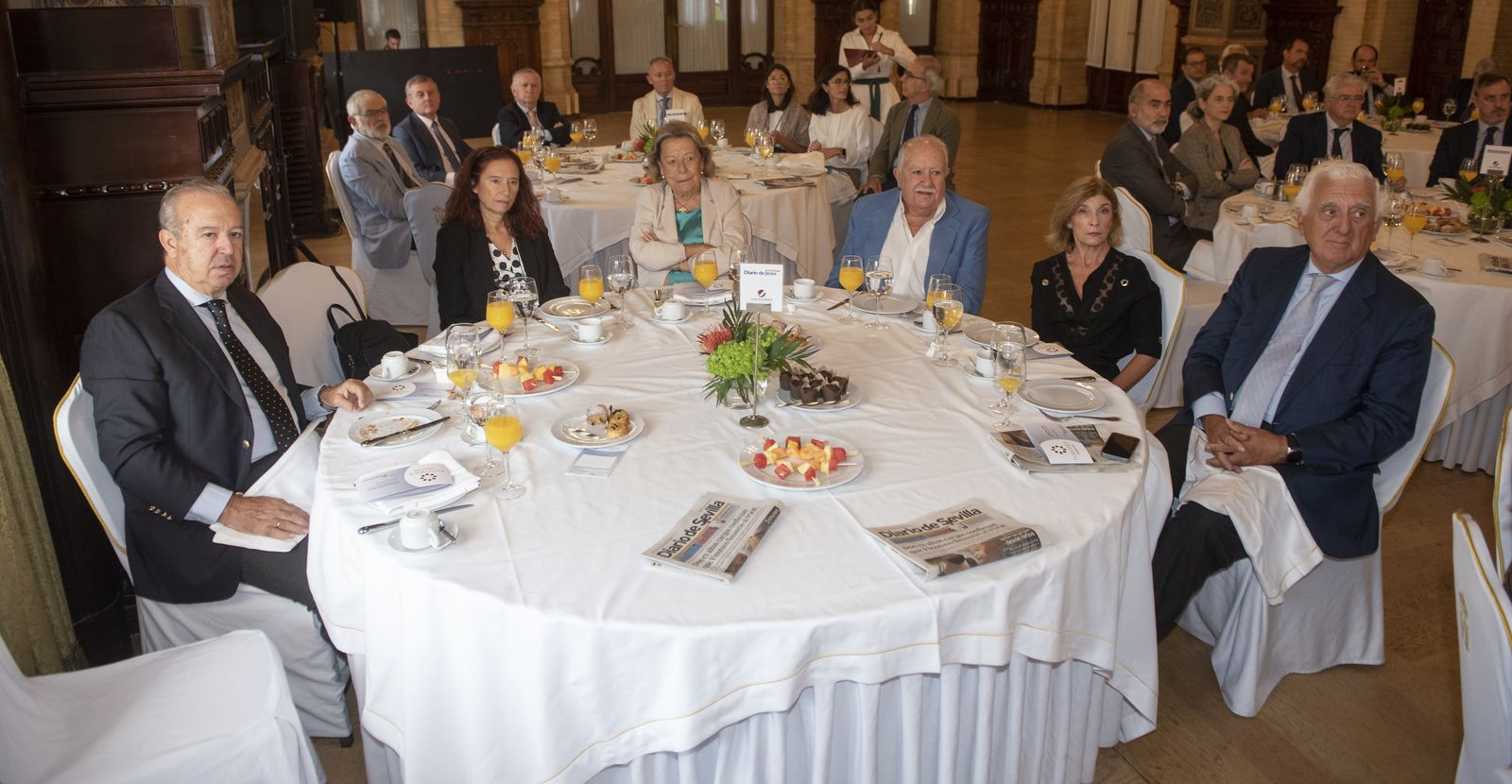 Imágenes del Foro Joly con el director de la Real Academia Española, Santiago Muñoz Machado