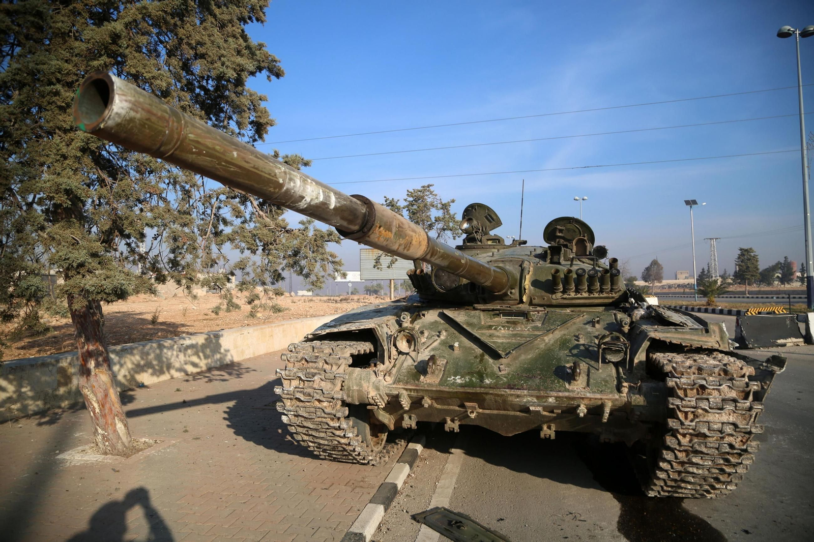 Las impactantes imágenes de los rebeldes sirios tomando Alepo