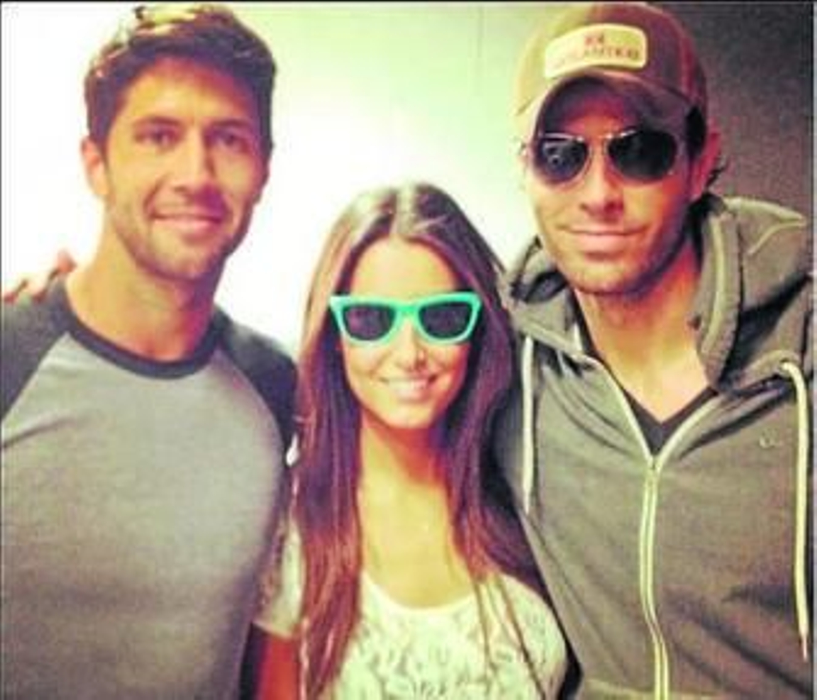 Ana Boyer presenta a su novio a su hermano Enrique