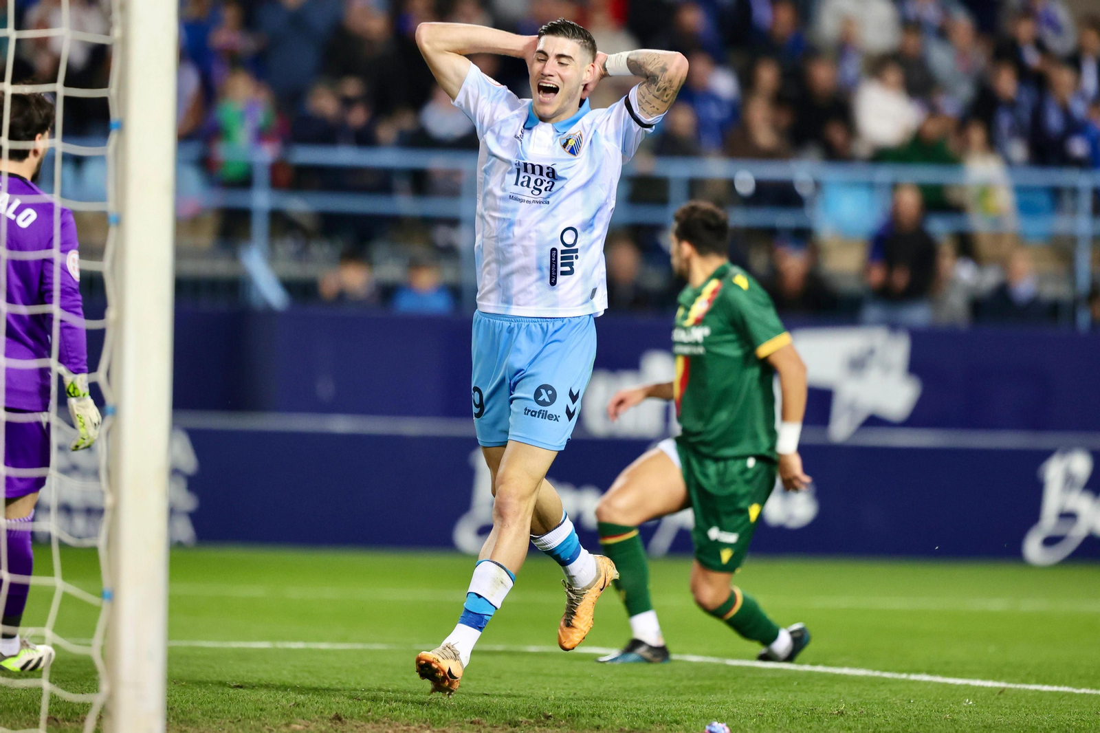 Roberto, en el Málaga CF - Castellón.