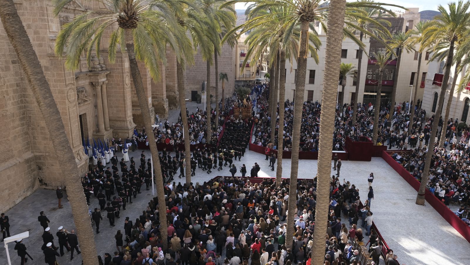Procesión de Prendimiento en Almería, en imágenes