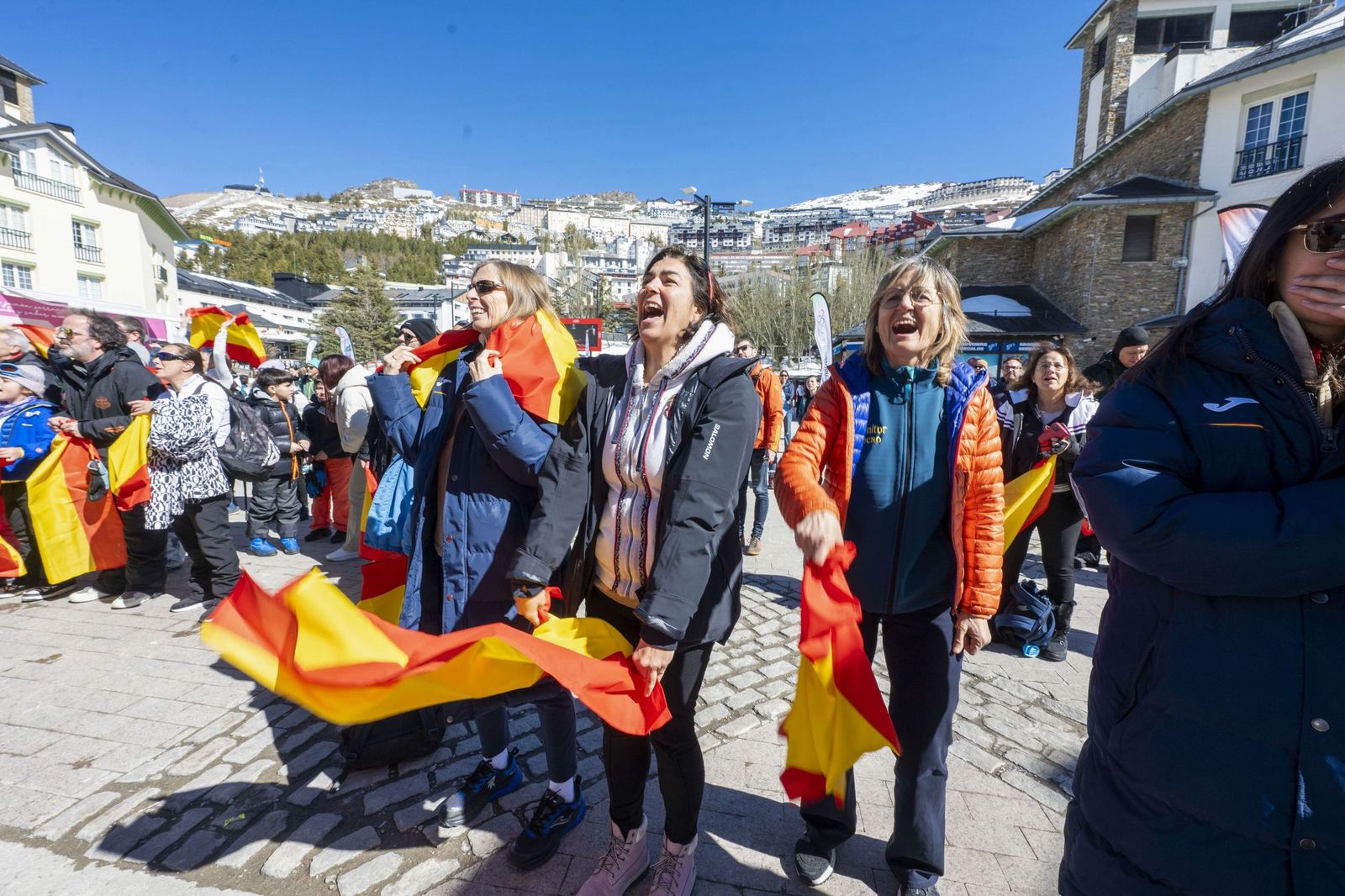 María José Rienda en Sierra Nevada viendo la prueba de Ana Alonso.
