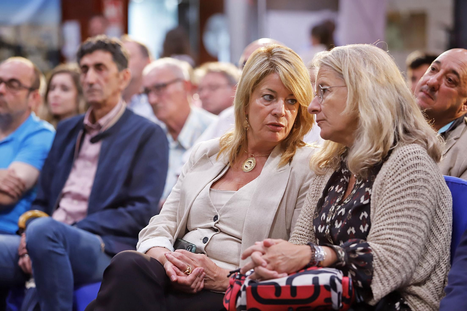 Las imágenes en el Desayuno-Coloquio del Grupo Joly "Competitividad innovación y eficiencia el sector de los frutos rojos ante el reto de la sostenibilidad"