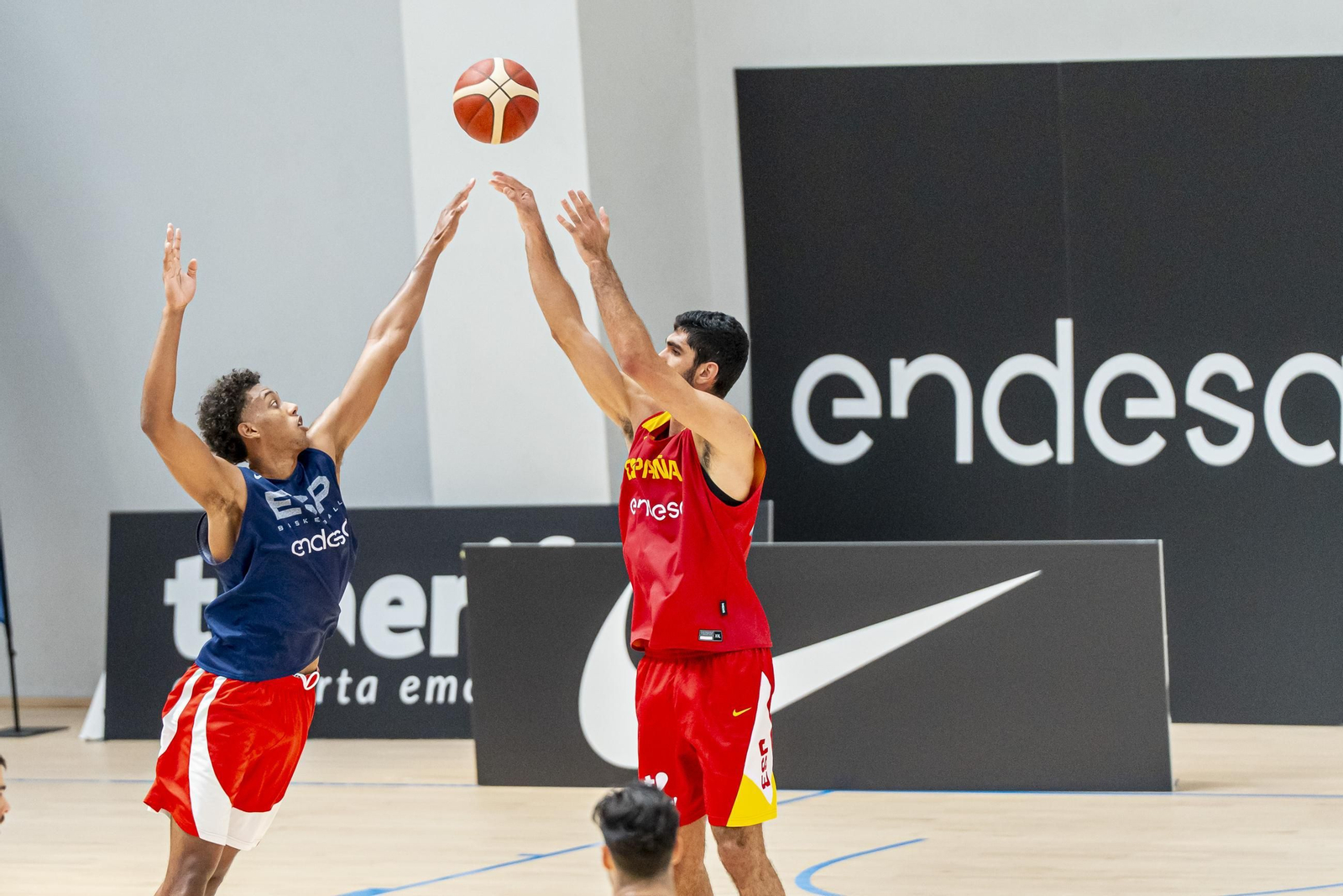 España acaba su trabajo en Madrid antes de venir a Málaga