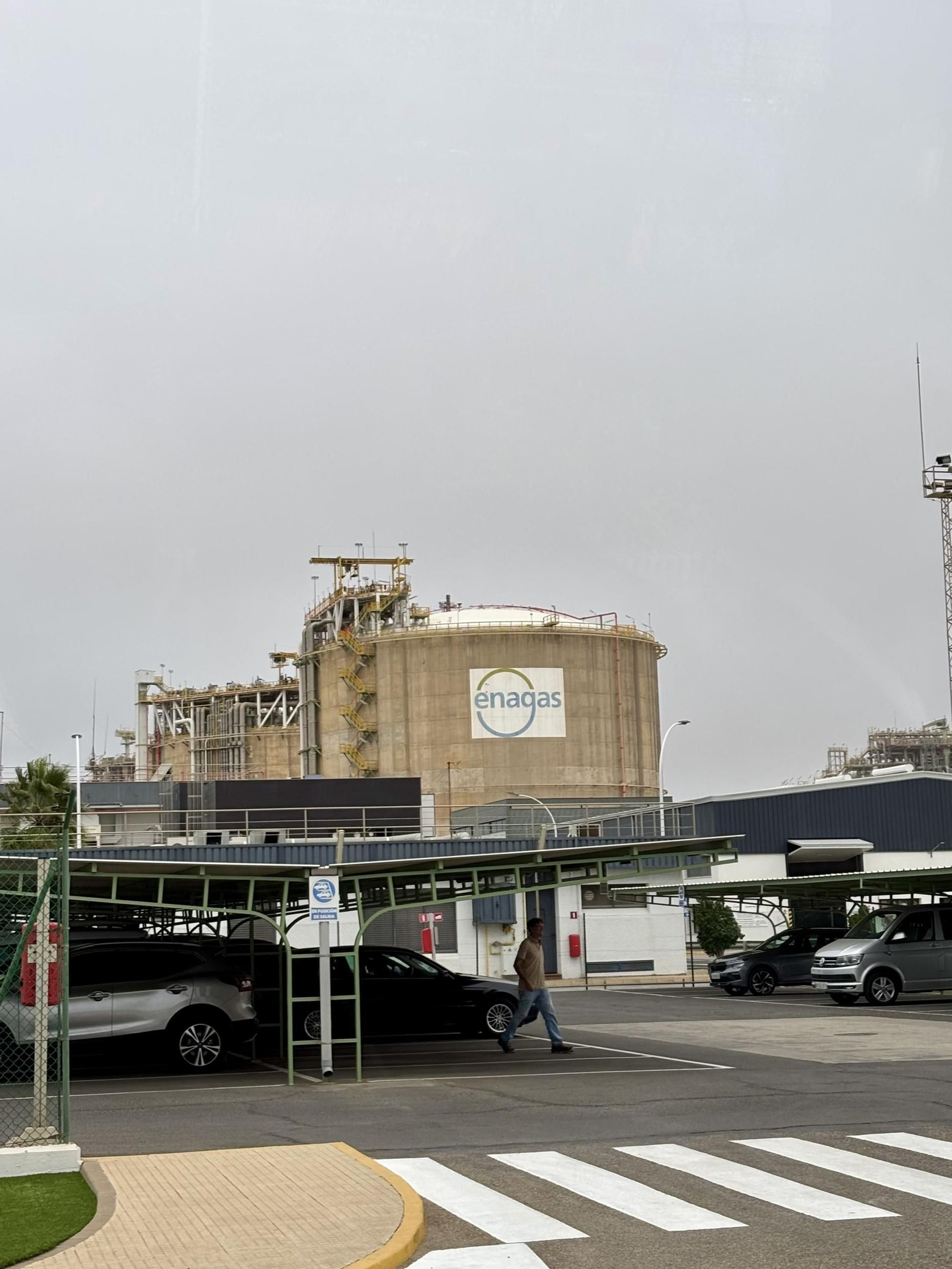 Instalaciones de Enagás en Huelva. Instalaciones de Enagás en Huelva.