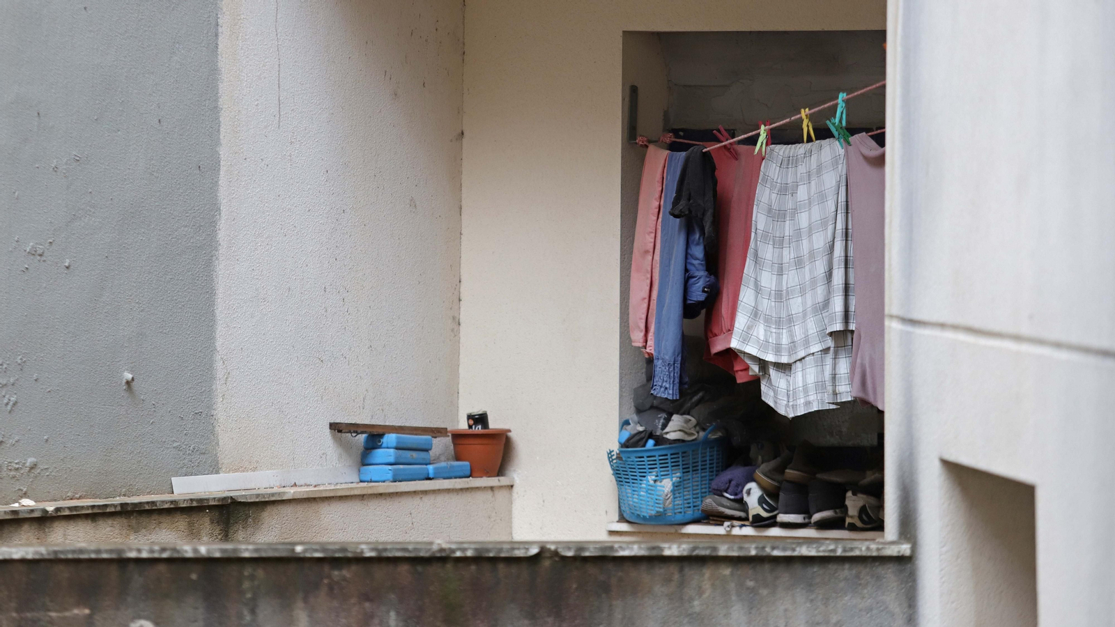 Fotos del edificio okupa de El Secano en Algeciras