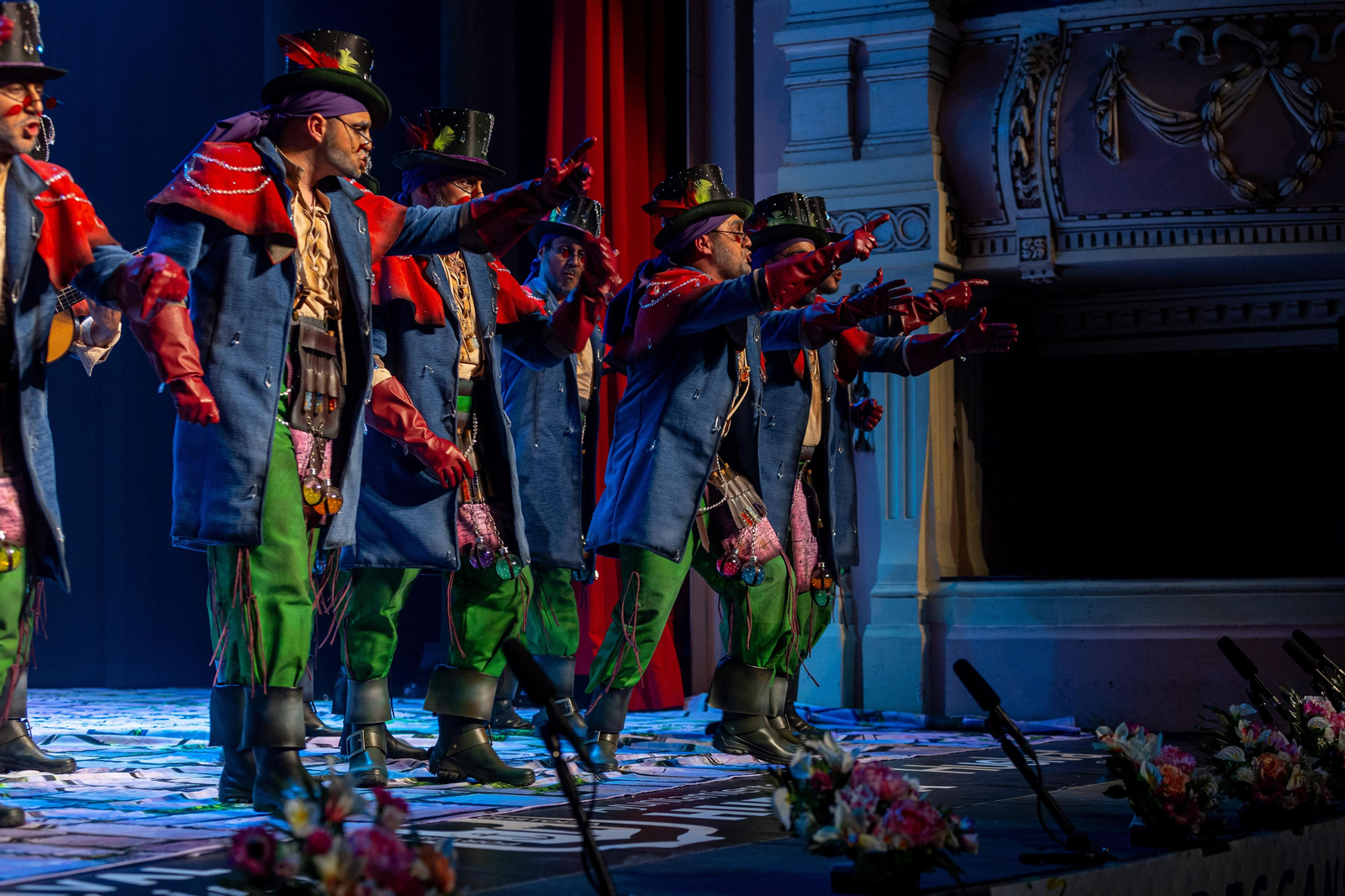 Imágenes de la sesión de este jueves en el Gran Teatro del Carnaval Colombino.