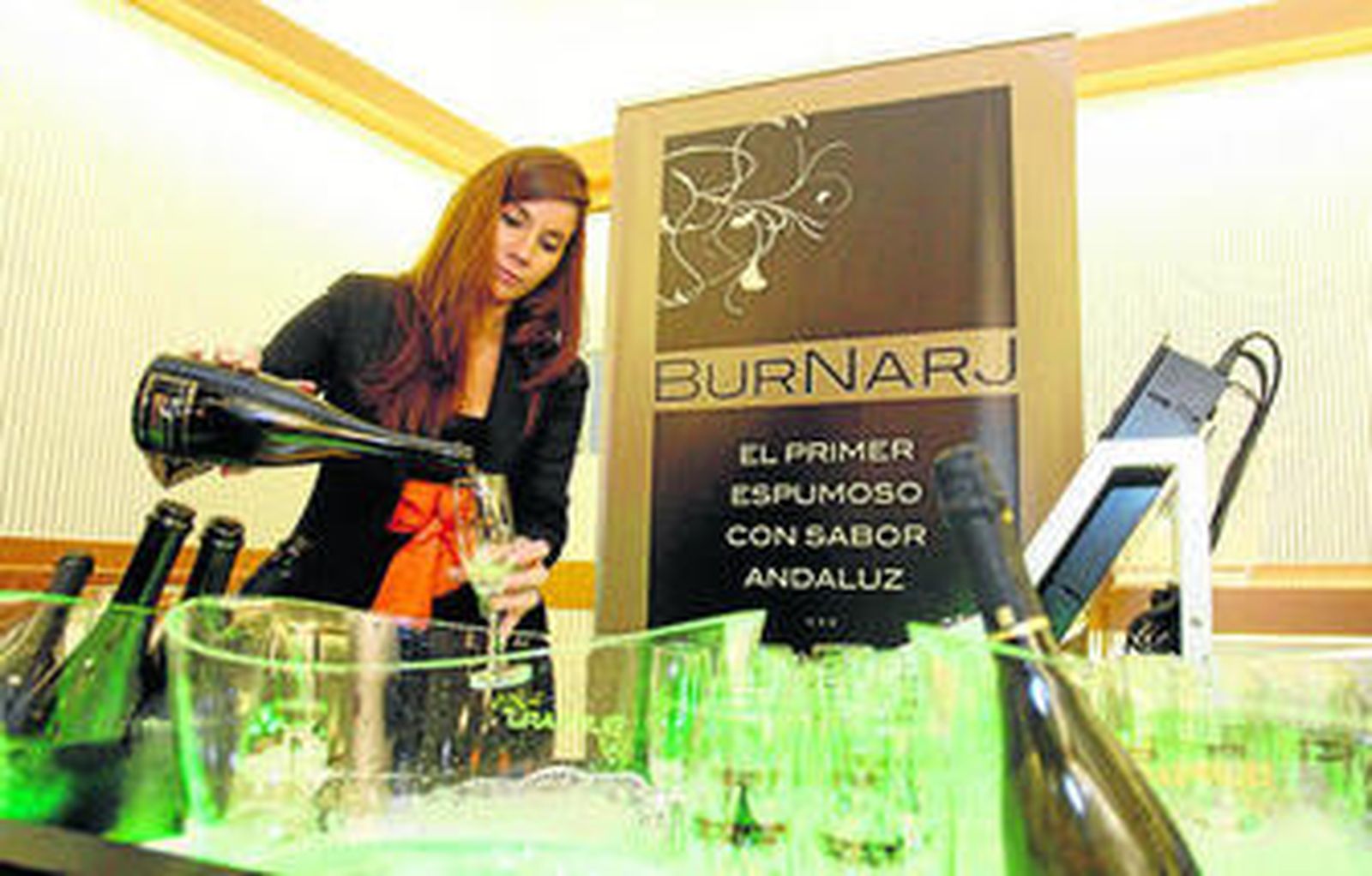 Degustación del primer espumoso andaluz hecho a base de naranja natural.