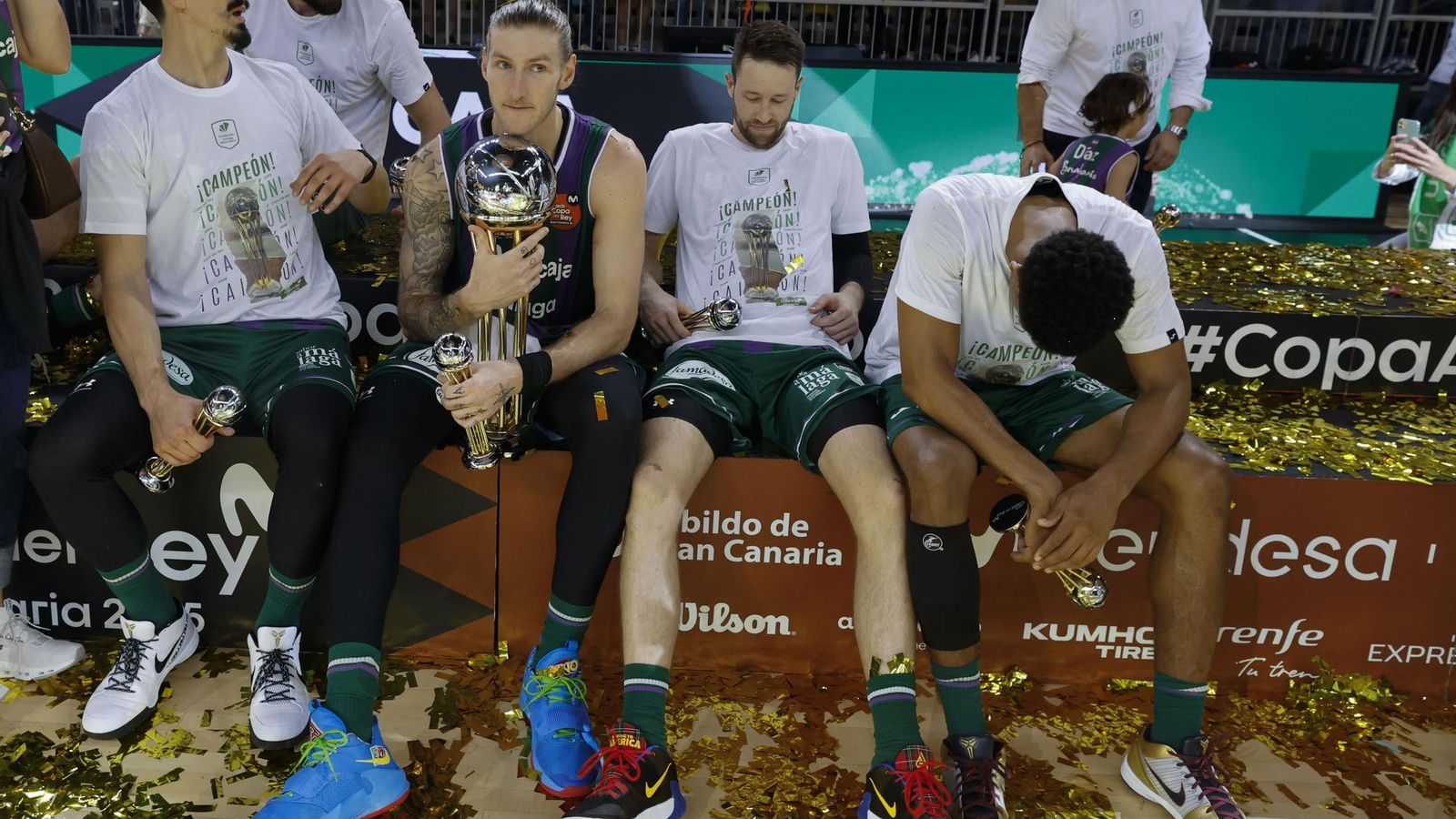 El Unicaja, campeón de Copa: Todas las imágenes del partido, la fiesta y la llegada a Málaga