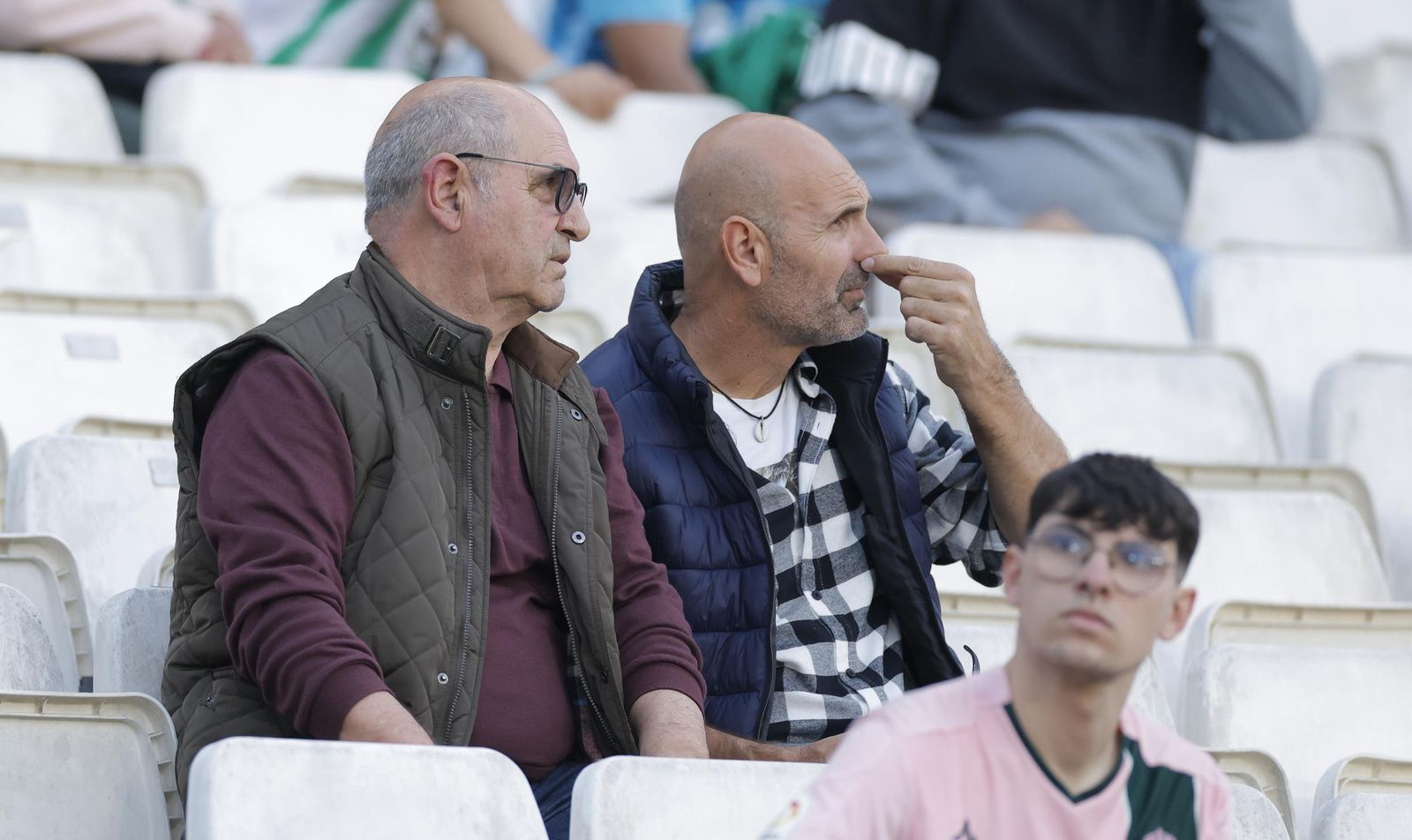 Búscate en las fotos del Betis - Gent