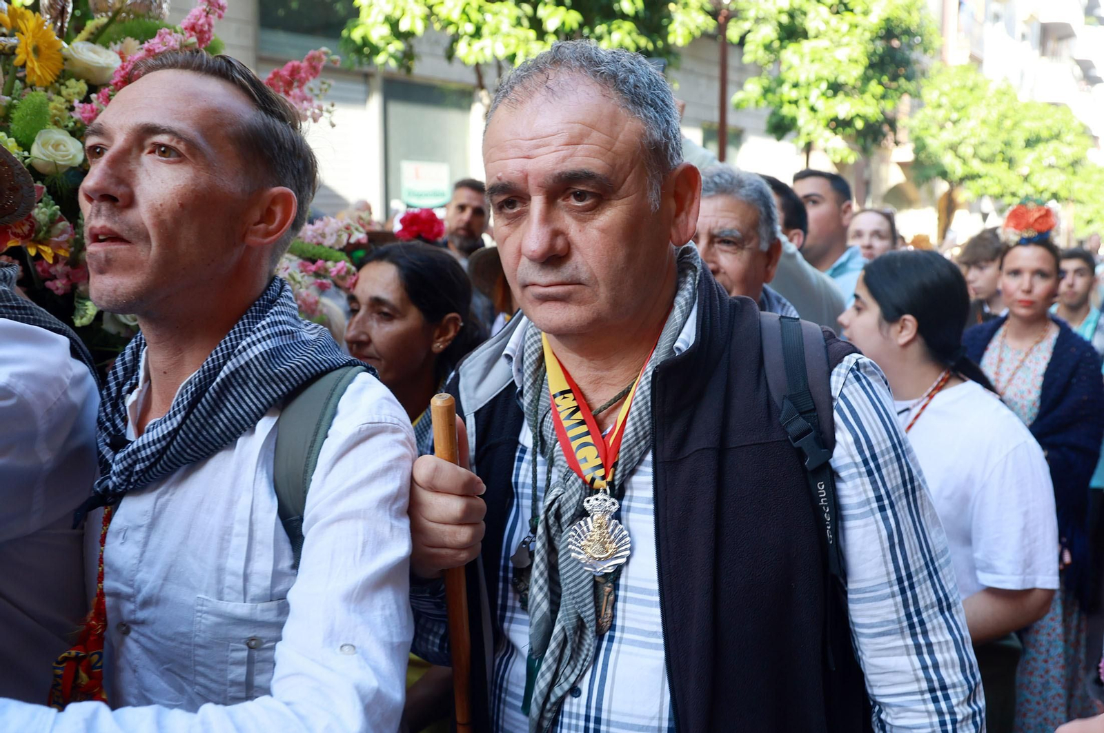 Las mejores imágenes de los peregrinos en la salida de Emigrantes