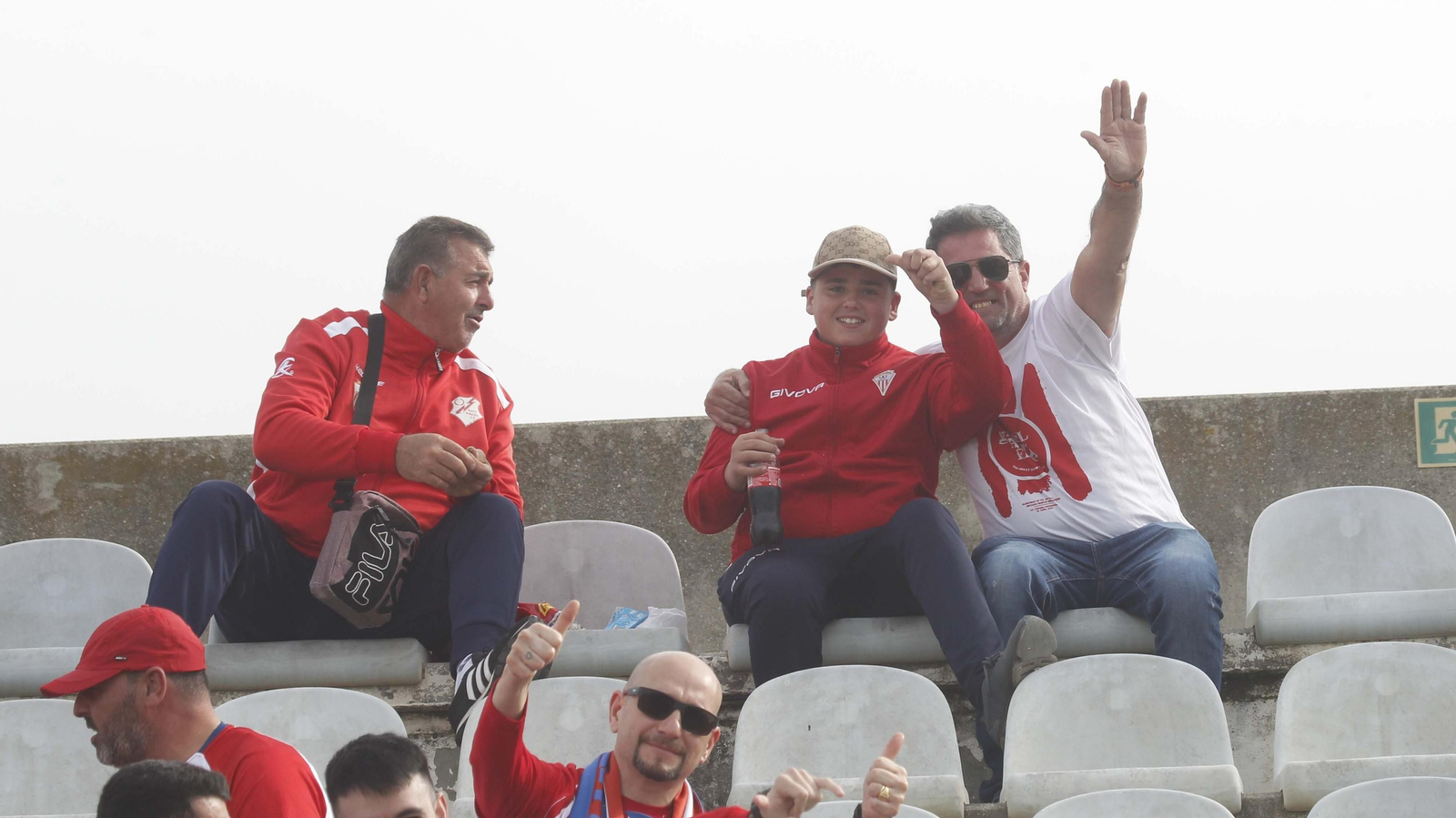 Búscate en el Algeciras CF  - Linares de Primera Federación