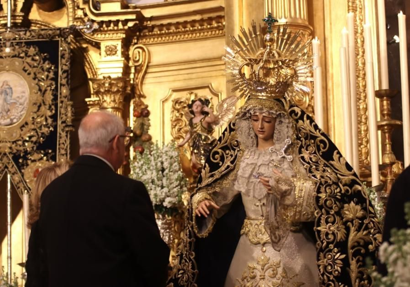 Besamanos de María Santísima del Mayor Dolor y Traspaso (Gran Poder)