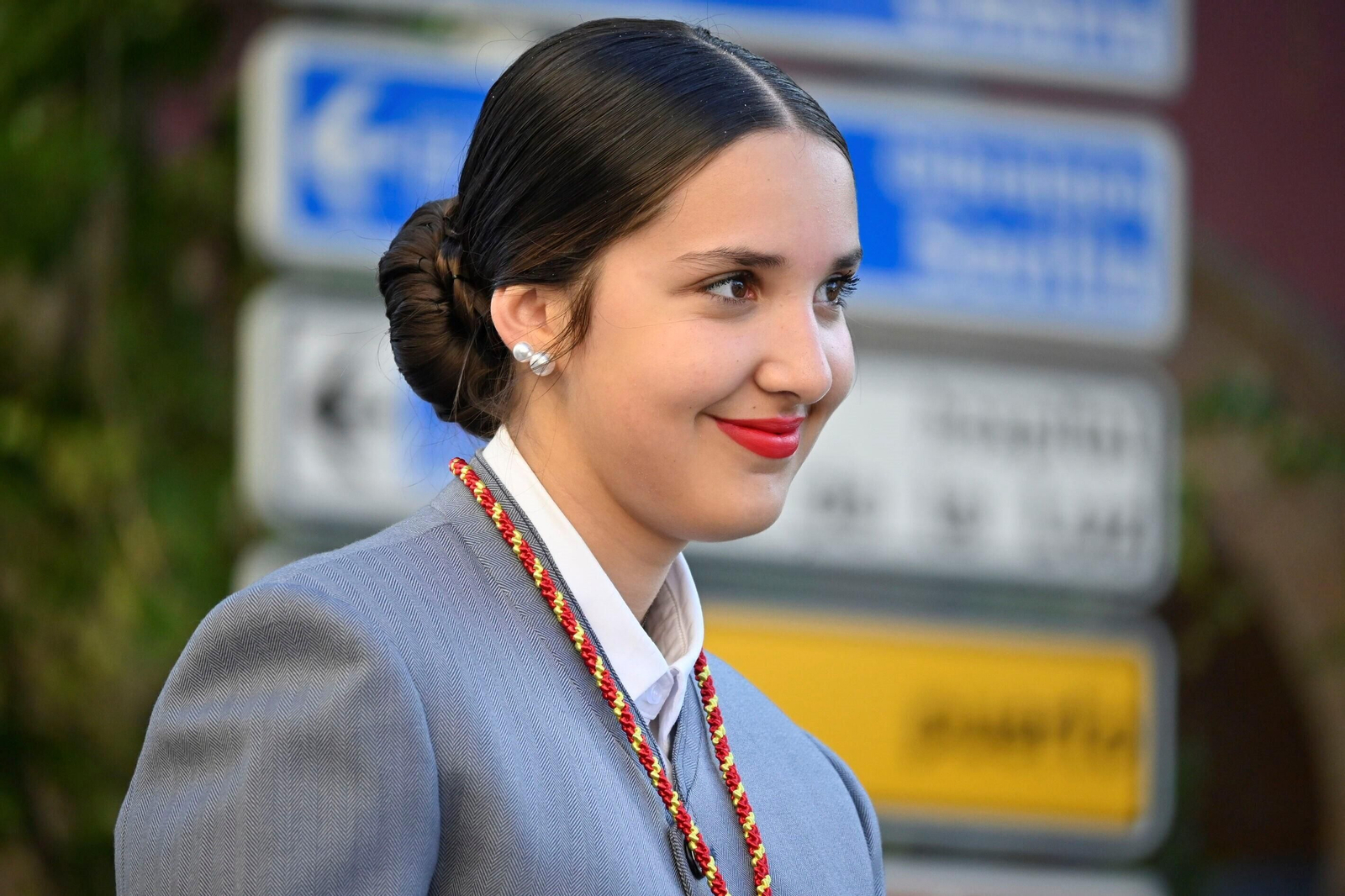 Imágenes de los peregrinos de la Hermandad de Emigrantes en su salida por las calles de Huelva