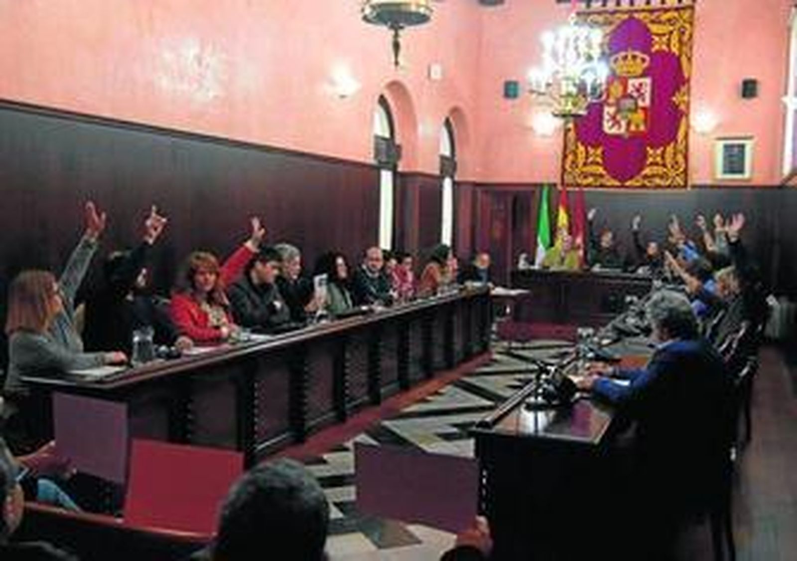 Sí se puede, Equo y PSOE votaron a favor de entrar en el Fondo de Ordenación de la Deuda, del Ministerio de Hacienda.