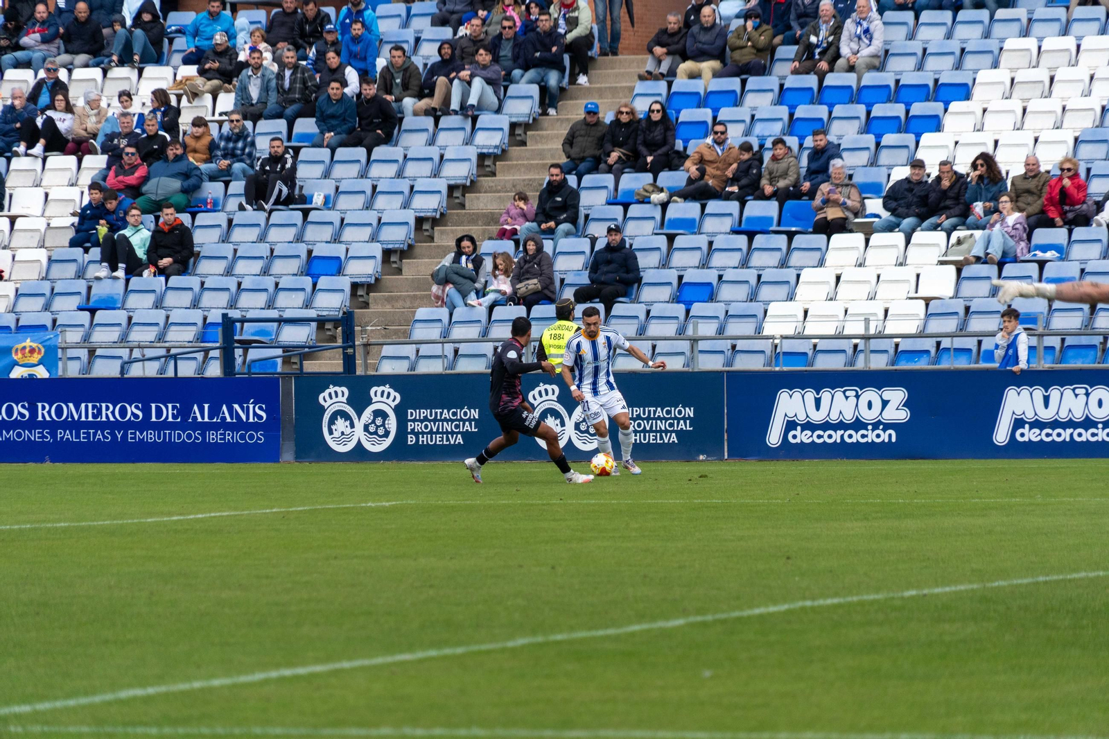 Las mejores imágenes del partido Recreativo de Huelva-Águilas