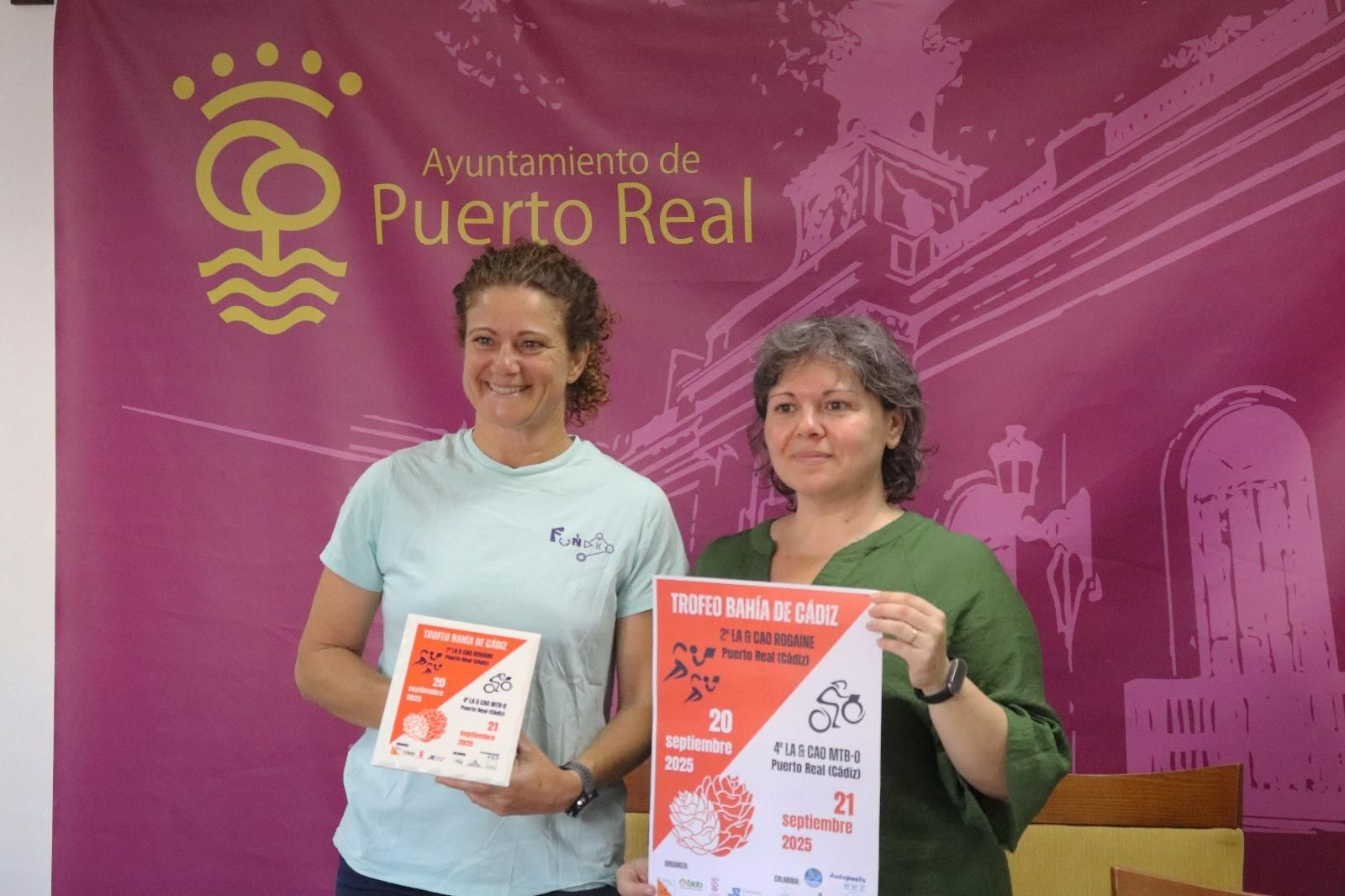 Eva Lopez y Virgina Mena en la presentación d ela prueba