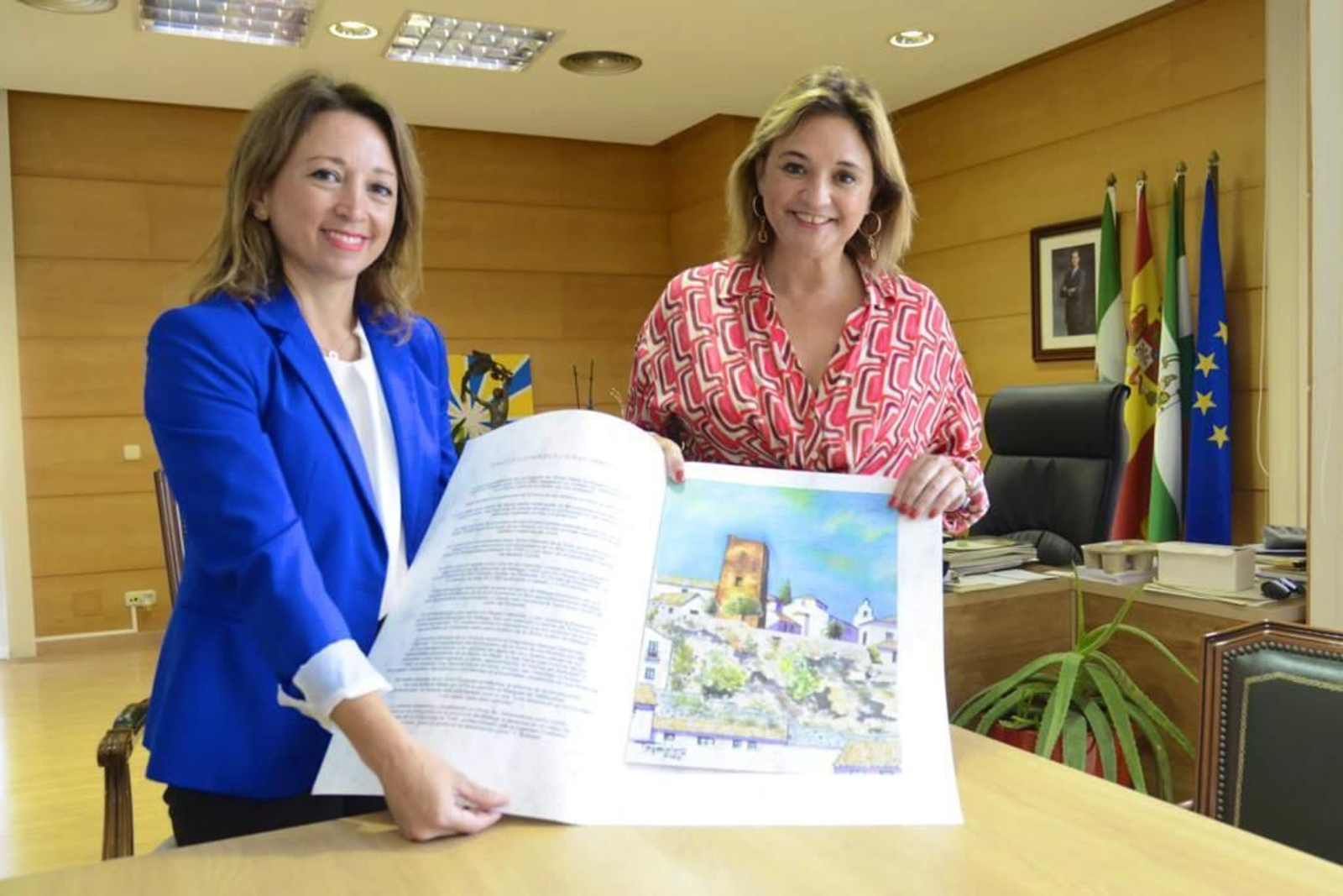 La delegada del Gobierno, Patricia Navarro (I.), y la alcaldesa de Torremolinos, Margarita del Cid.