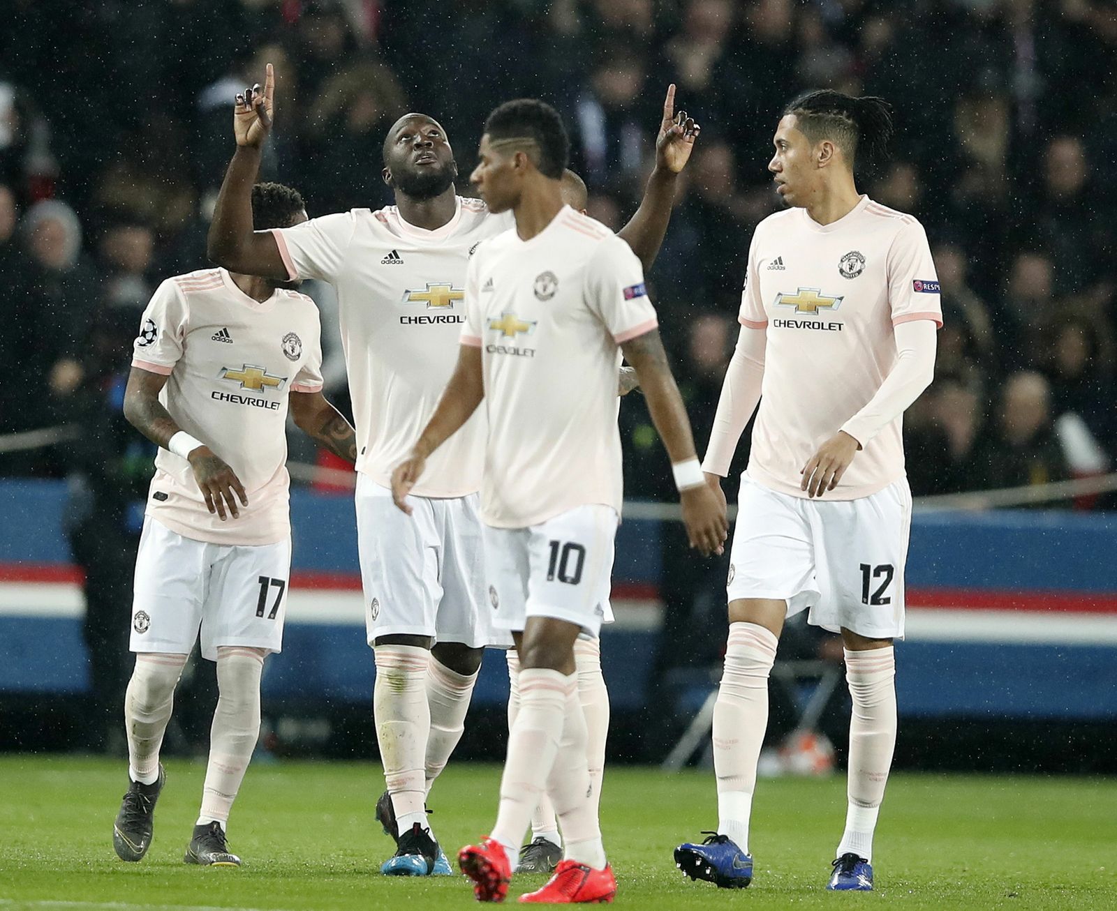 Lukaku celebra uno de sus dos goles