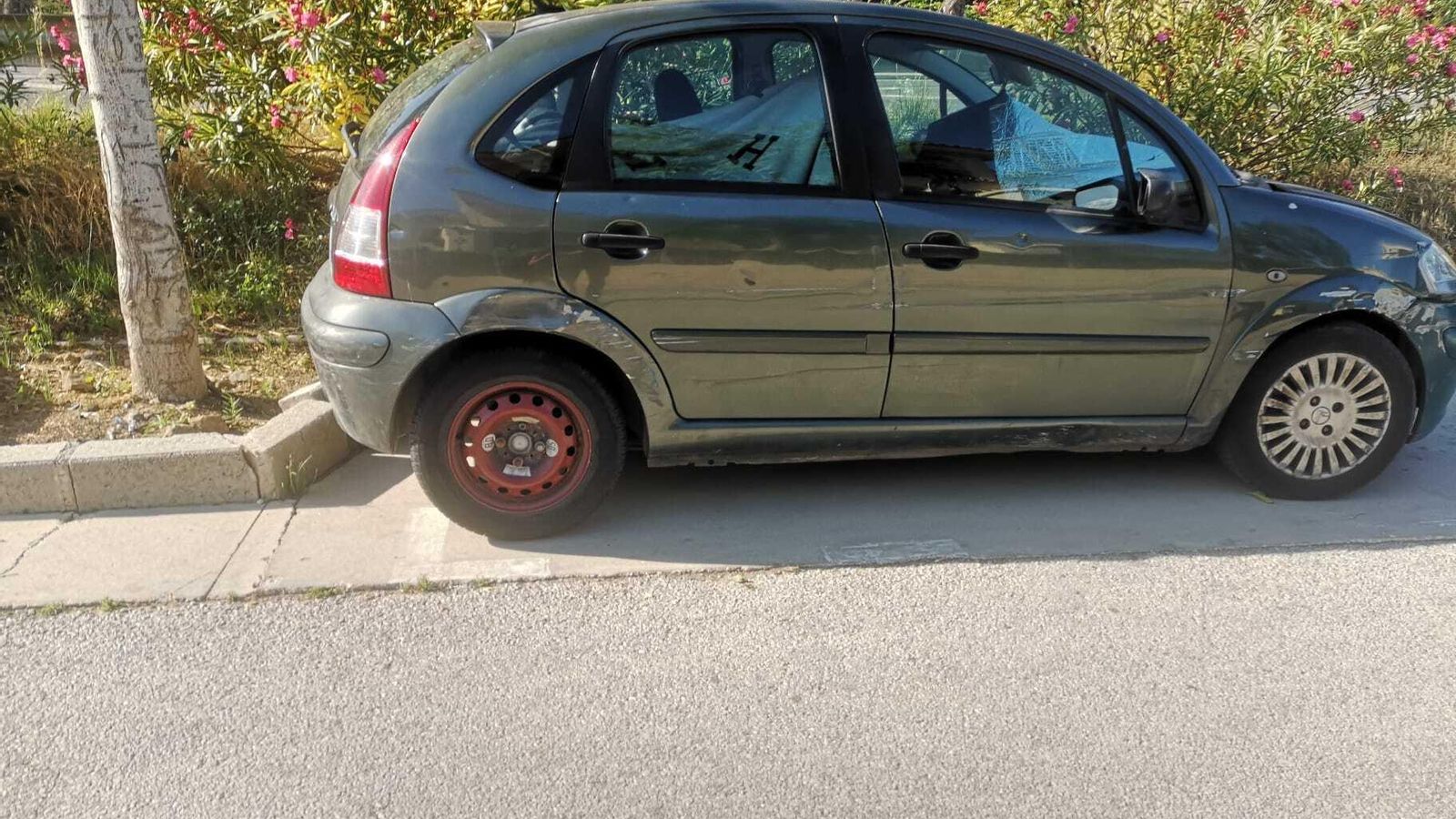 El vehículo donde la desaparecida se habría ocultado.