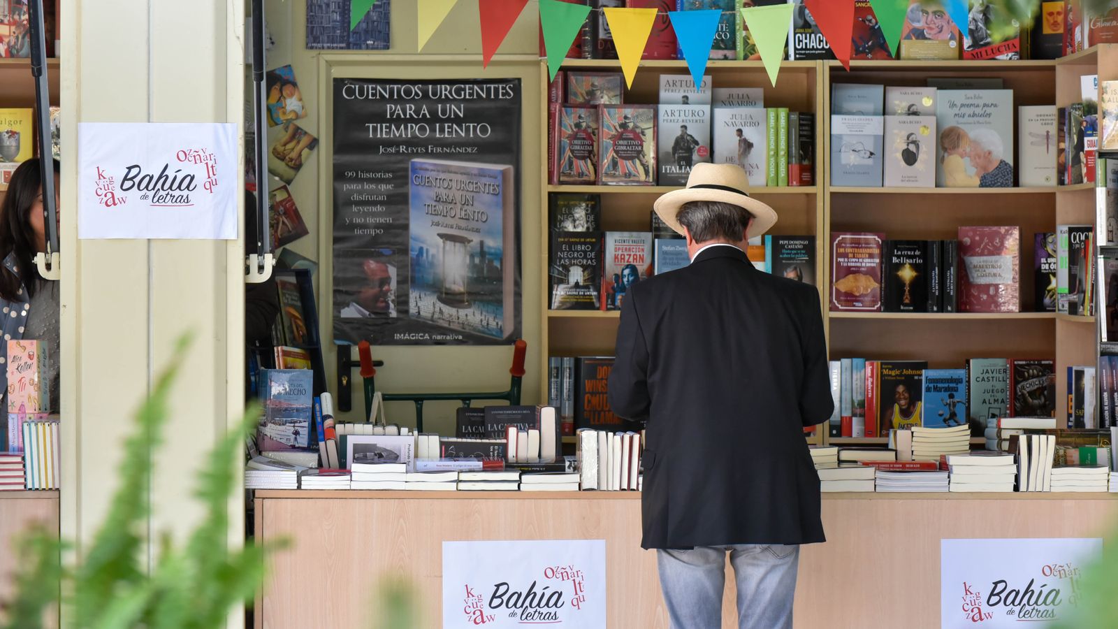 Las fotos de la Feria del Libro de La Línea
