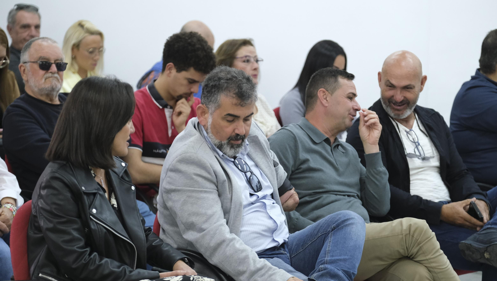 Las imágenes de la moción de censura en el Ayuntamiento de Carboneras