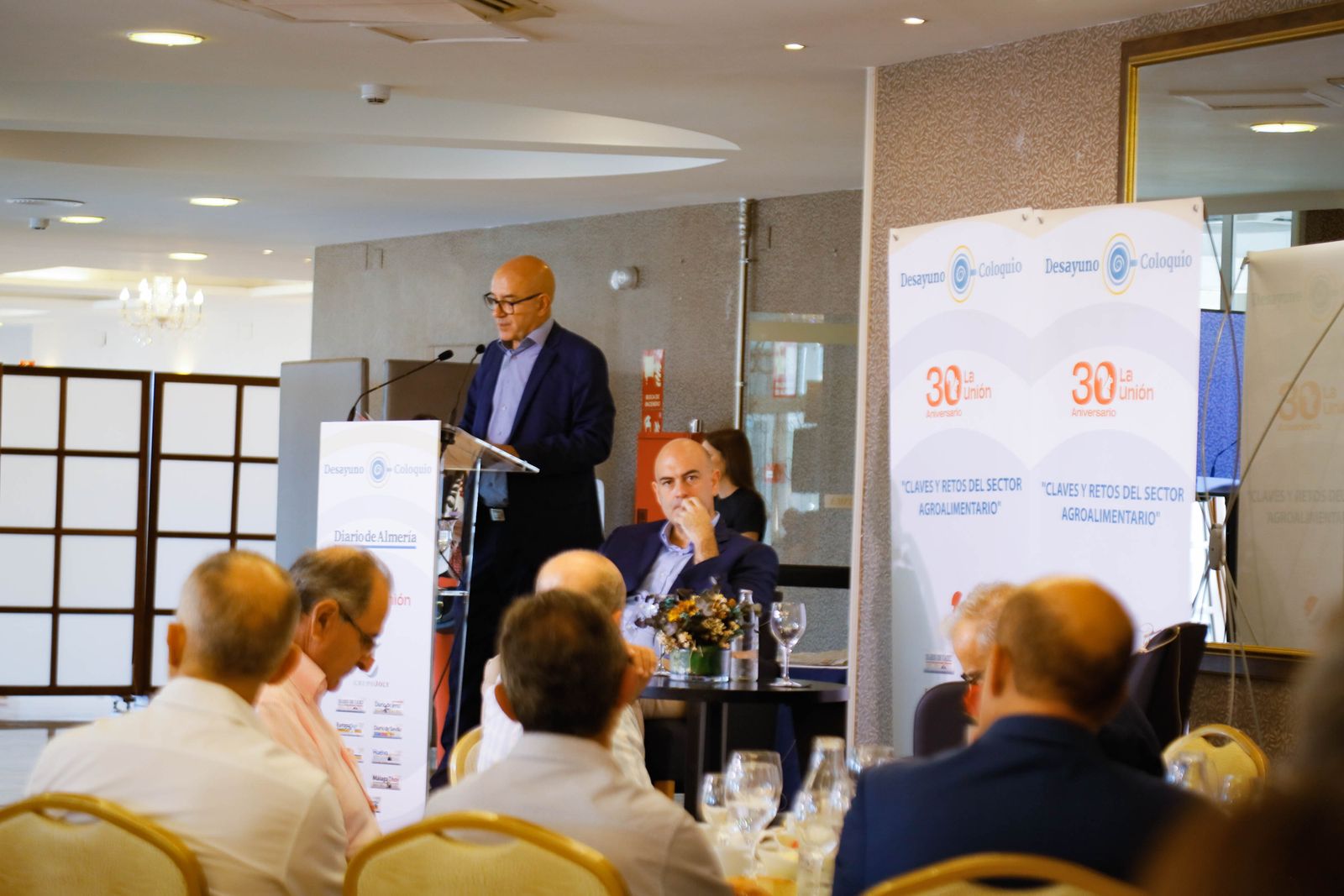Imágenes del desayuno coloquio de Diario de Almería, con Jesús Barranco, CEO de La Unión