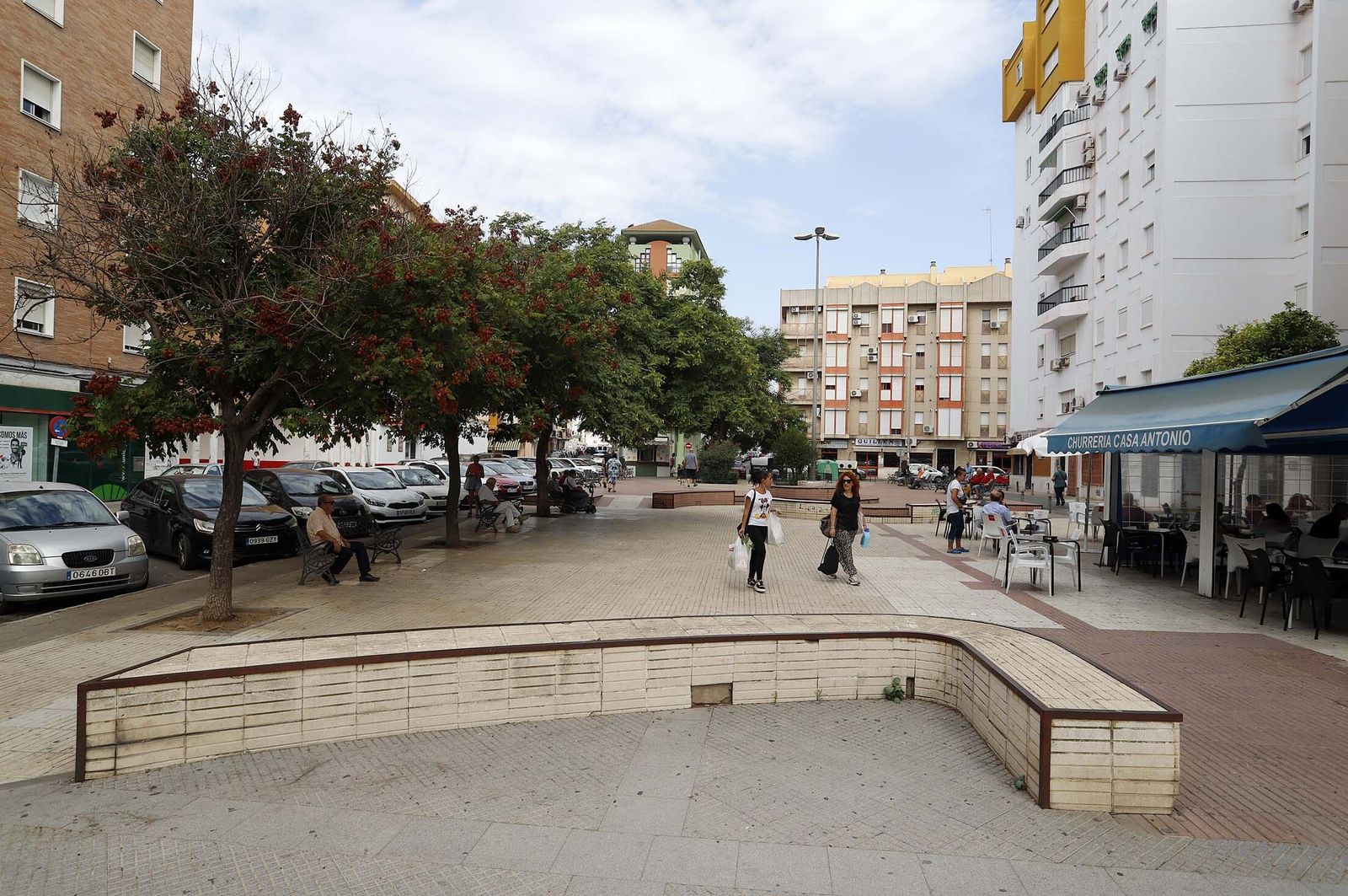 Un paseo en imágenes por la Plaza del Antiguo Estadio y sus alrededores