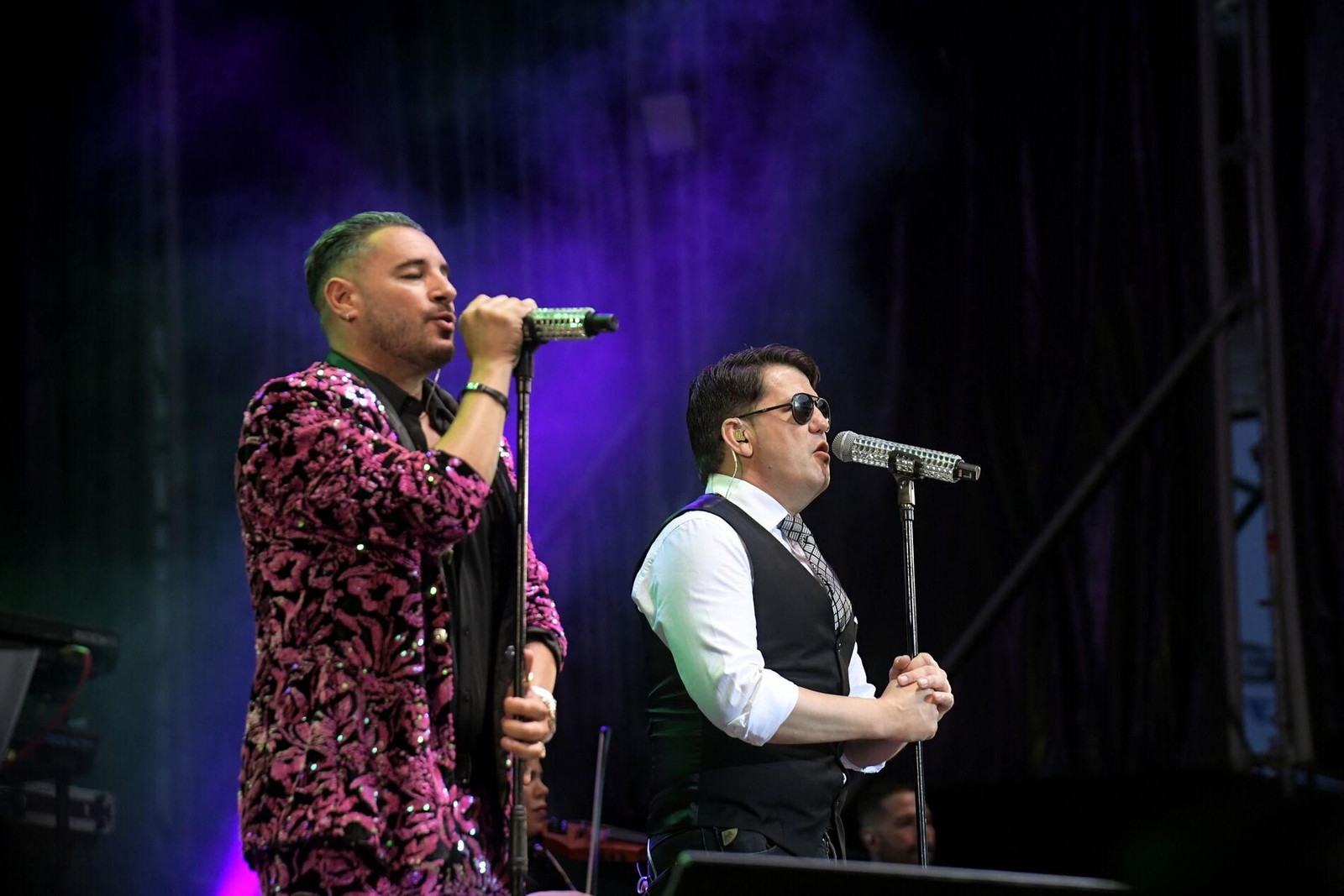 Andy y Lucas, durante un concierto en Granada de su gira 'Nuestros Últimos Acordes'