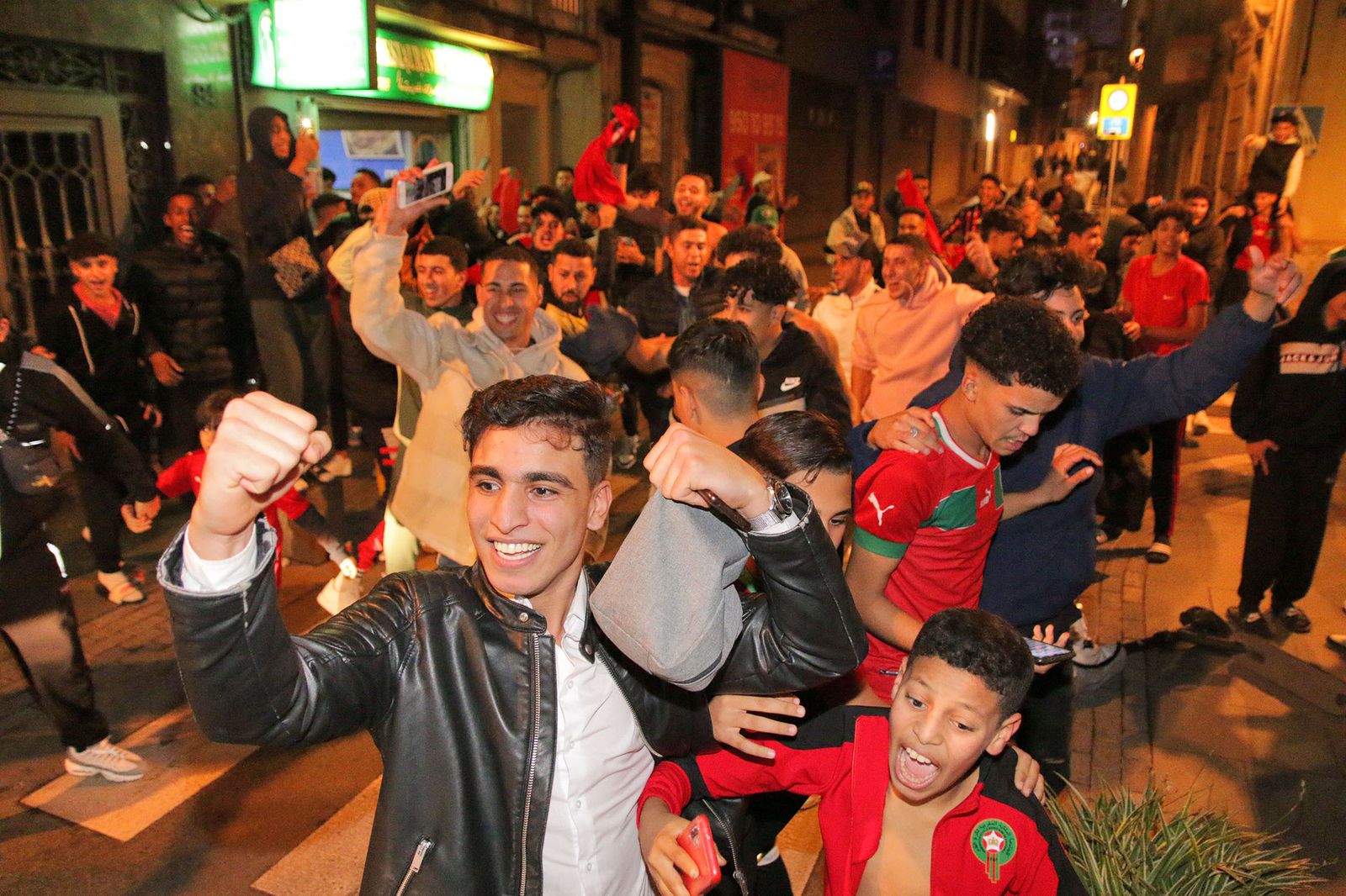 La celebración de la afición marroquí de Almería, en imágenes